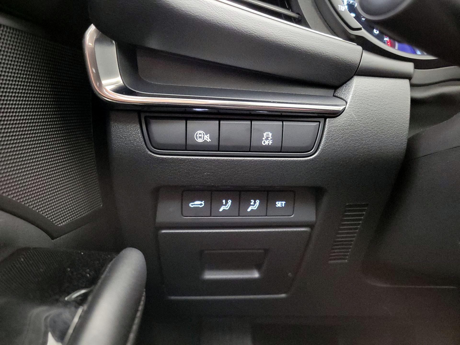 Thumbnail: 2025 Mazda Mazda3 - 13