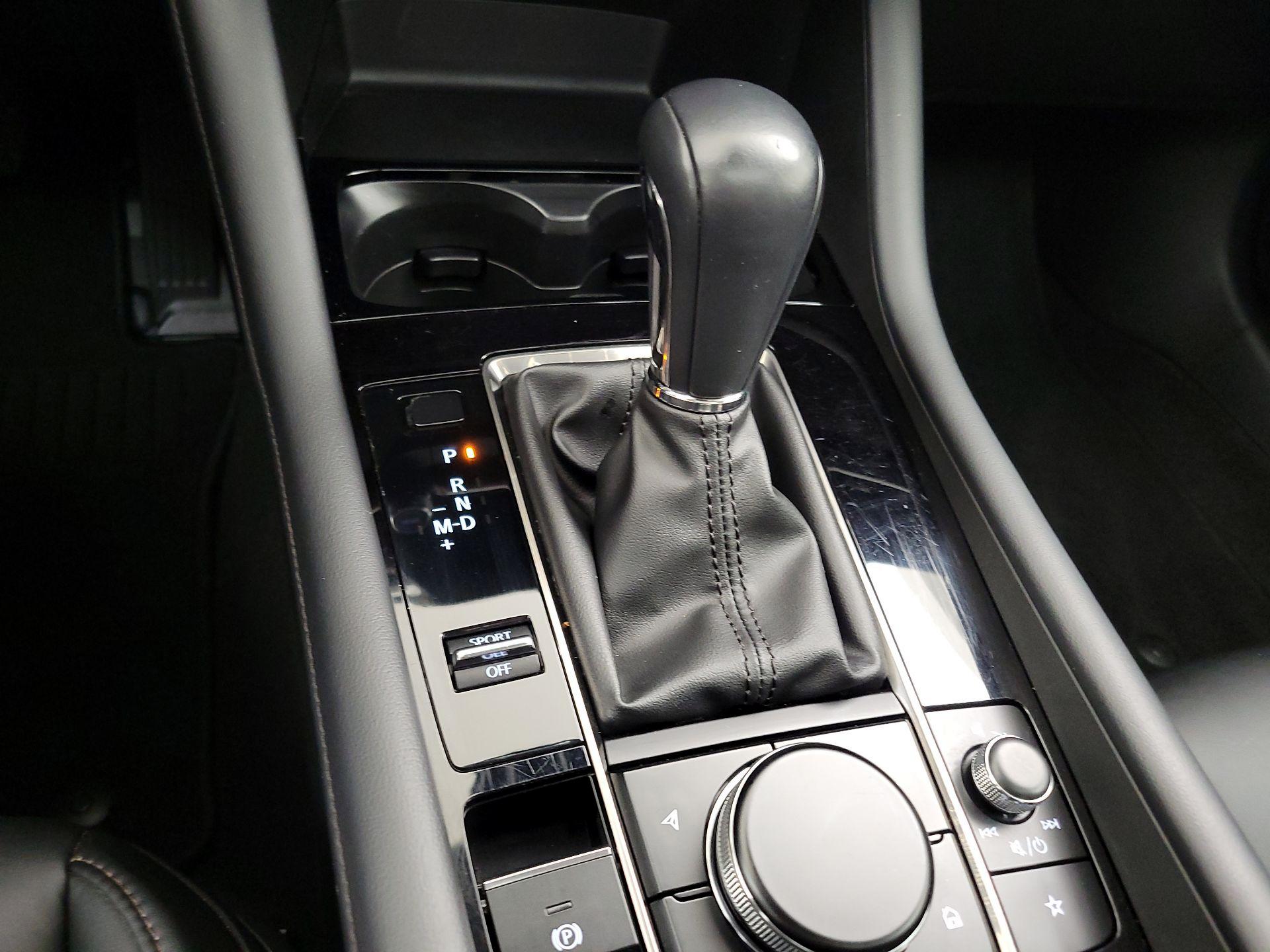 Thumbnail: 2025 Mazda Mazda3 - 17