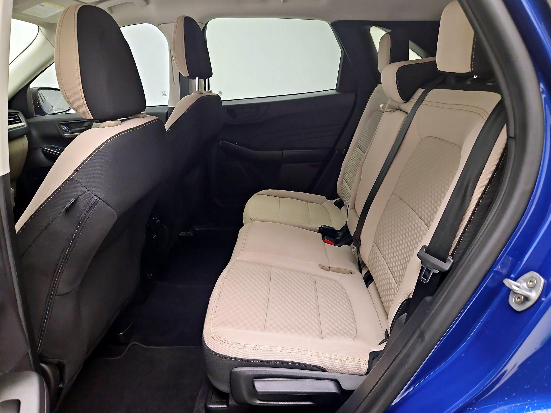 Thumbnail: 2022 Ford Escape - 17