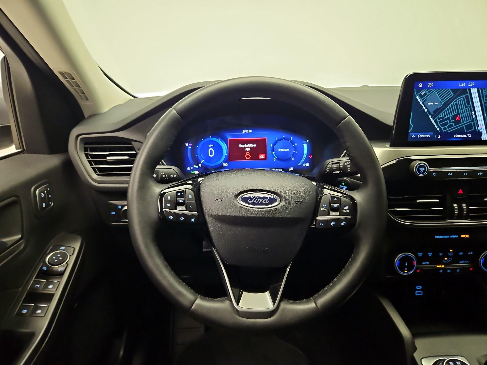 Thumbnail: 2022 Ford Escape - 10