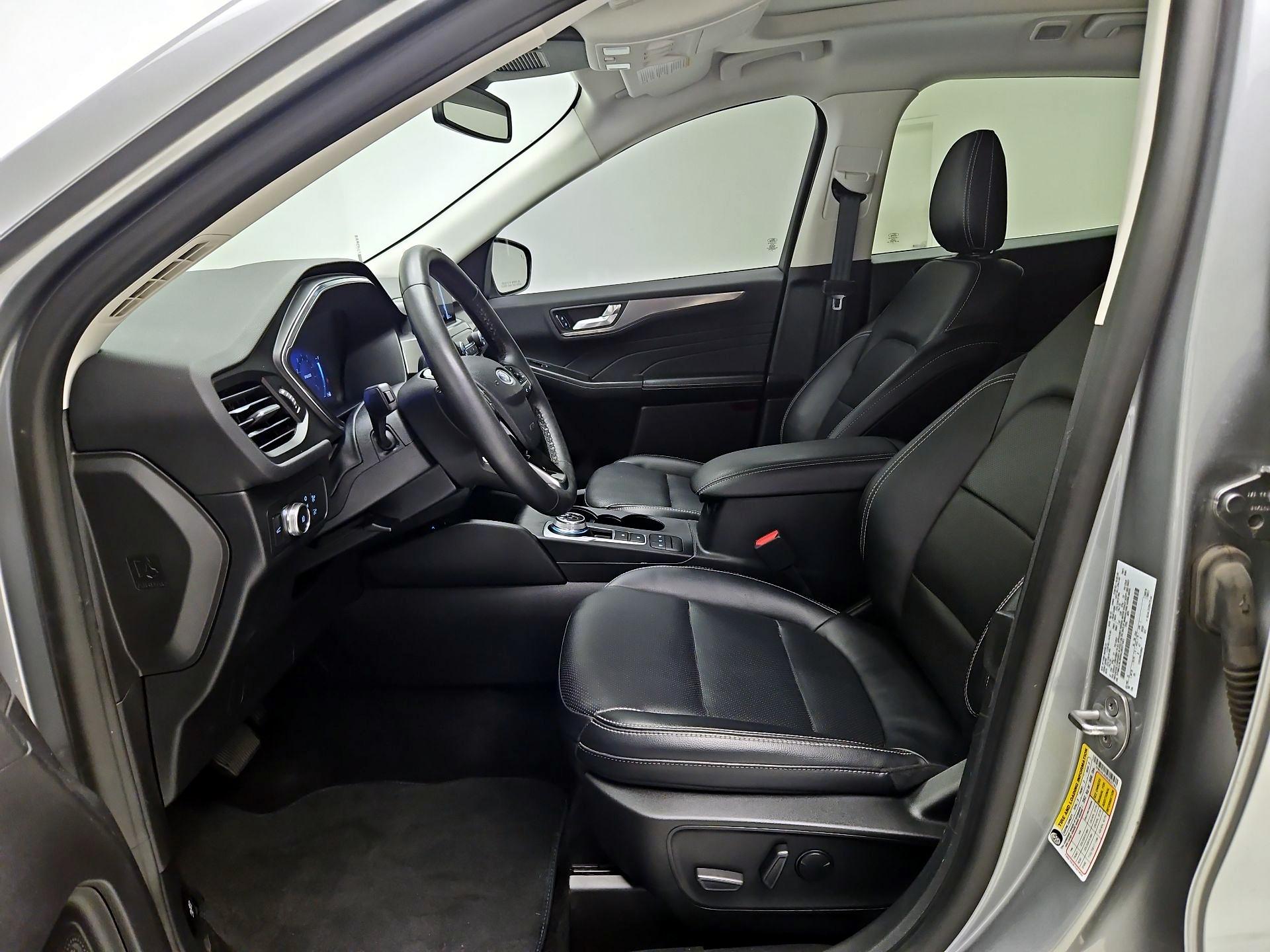 Thumbnail: 2022 Ford Escape - 11