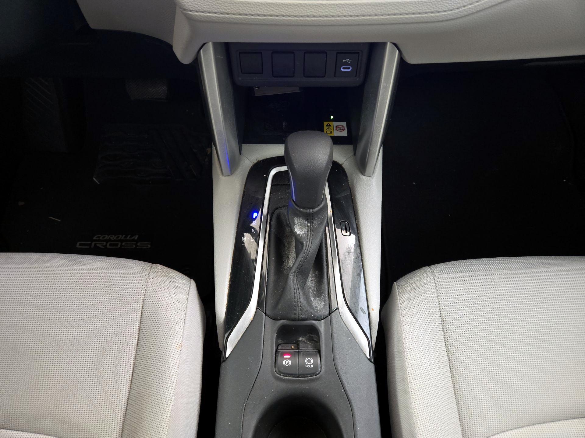 Thumbnail: 2023 Toyota Corolla Cross - 17