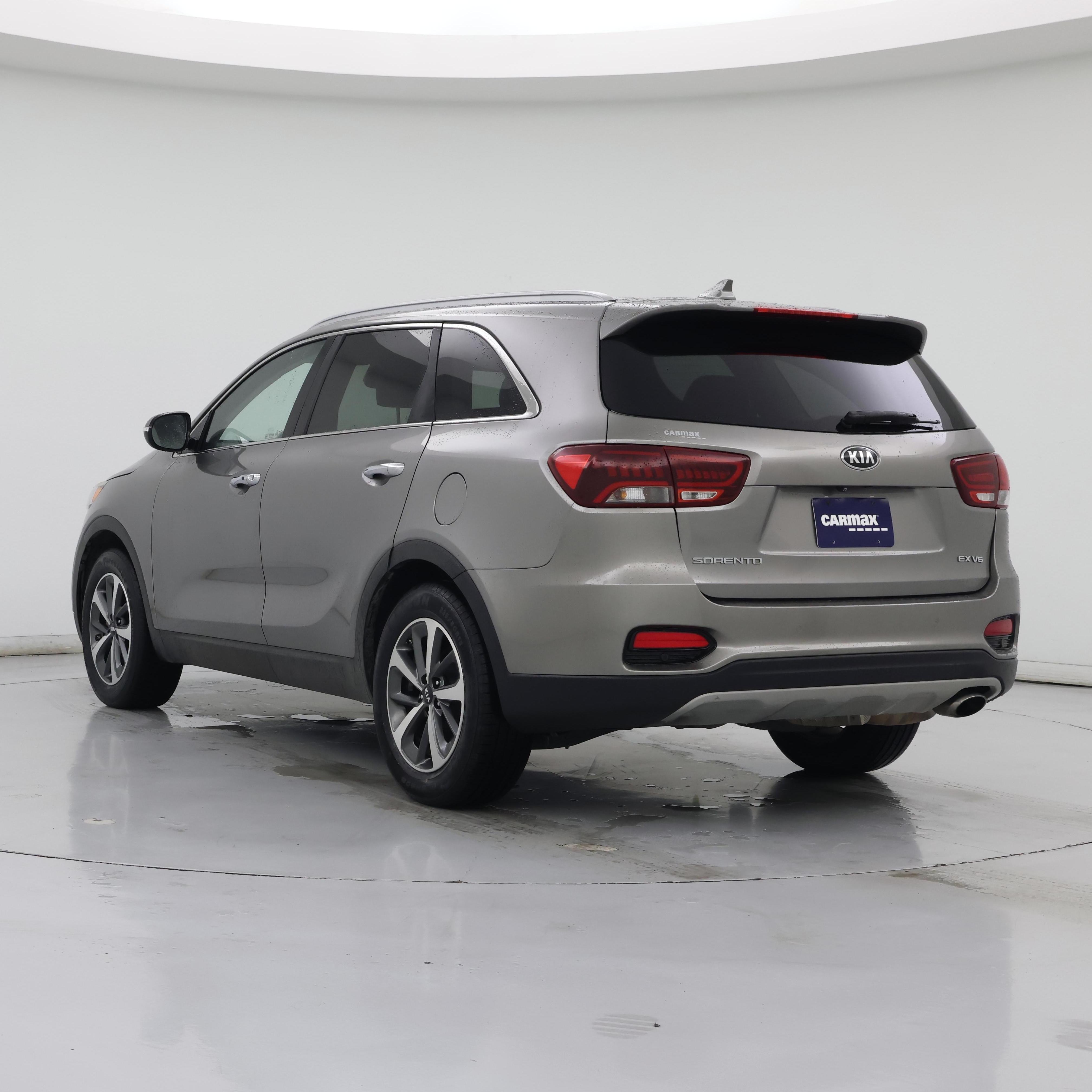 Thumbnail: 2019 Kia Sorento - 2