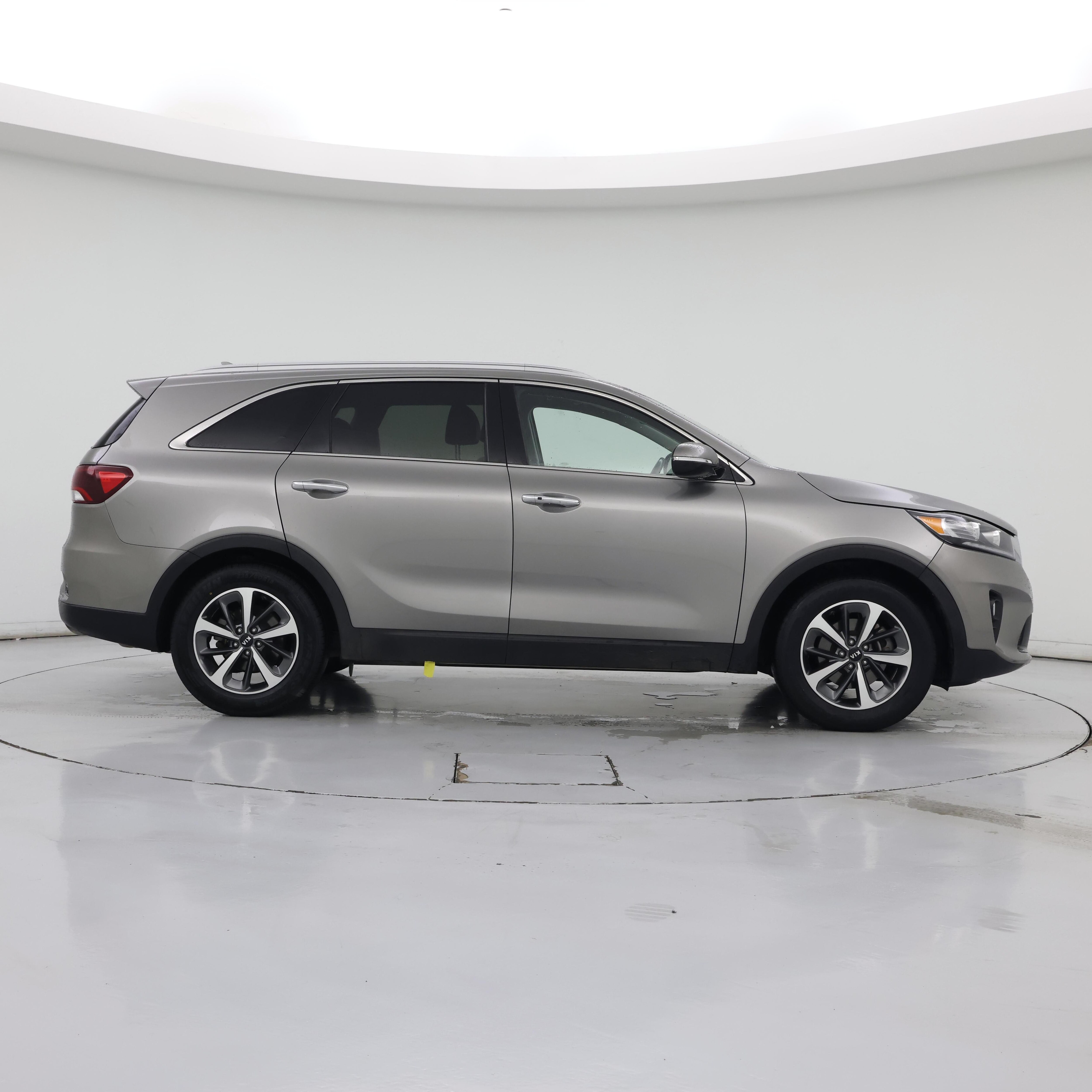 Thumbnail: 2019 Kia Sorento - 7