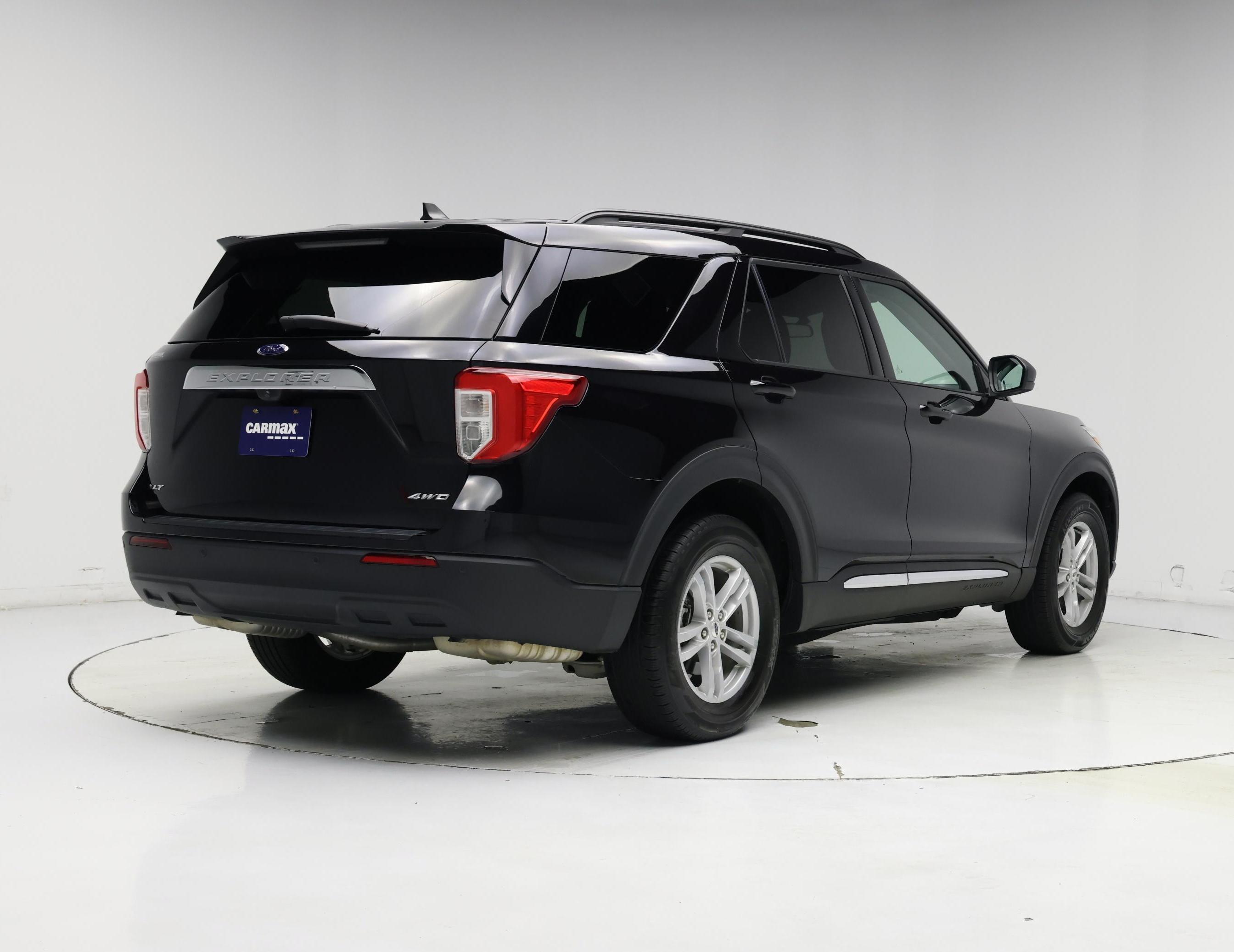 Thumbnail: 2024 Ford Explorer - 8