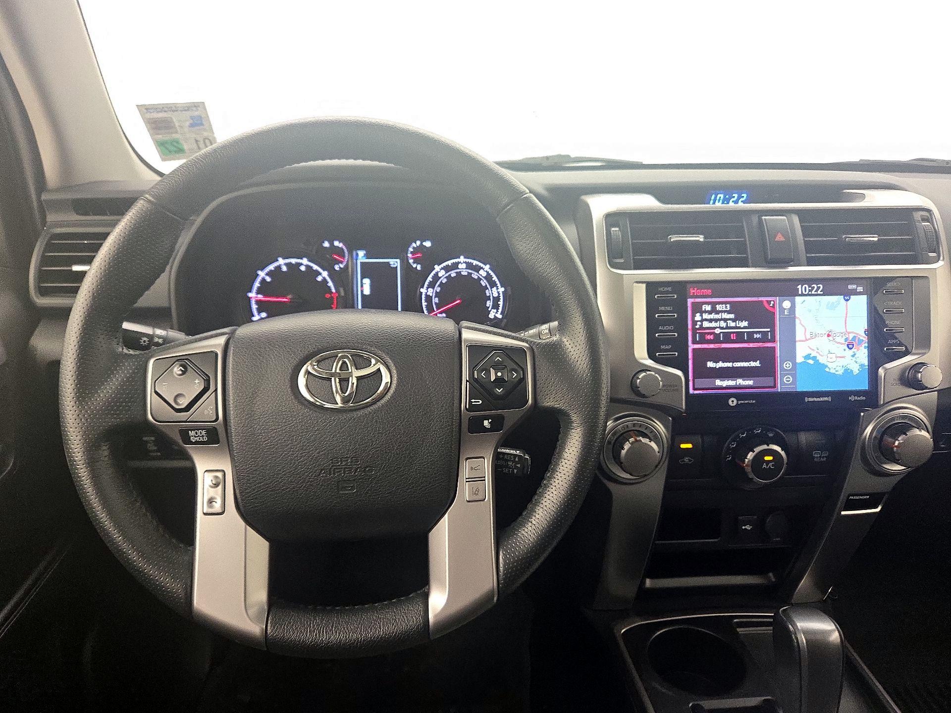 Thumbnail: 2022 Toyota 4Runner - 10