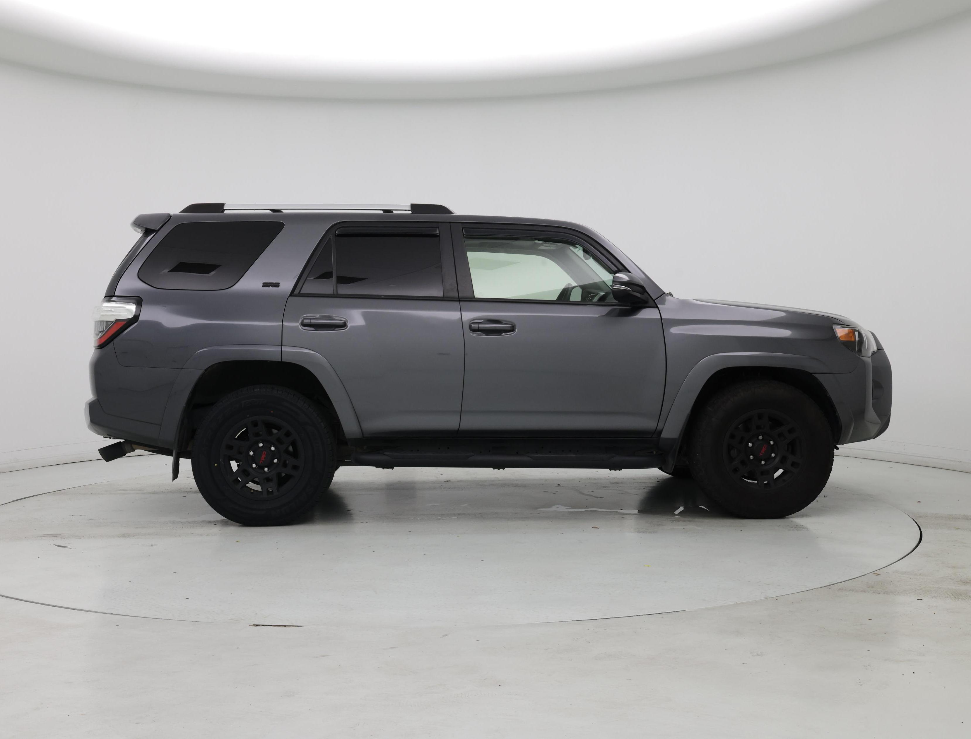 Thumbnail: 2022 Toyota 4Runner - 7