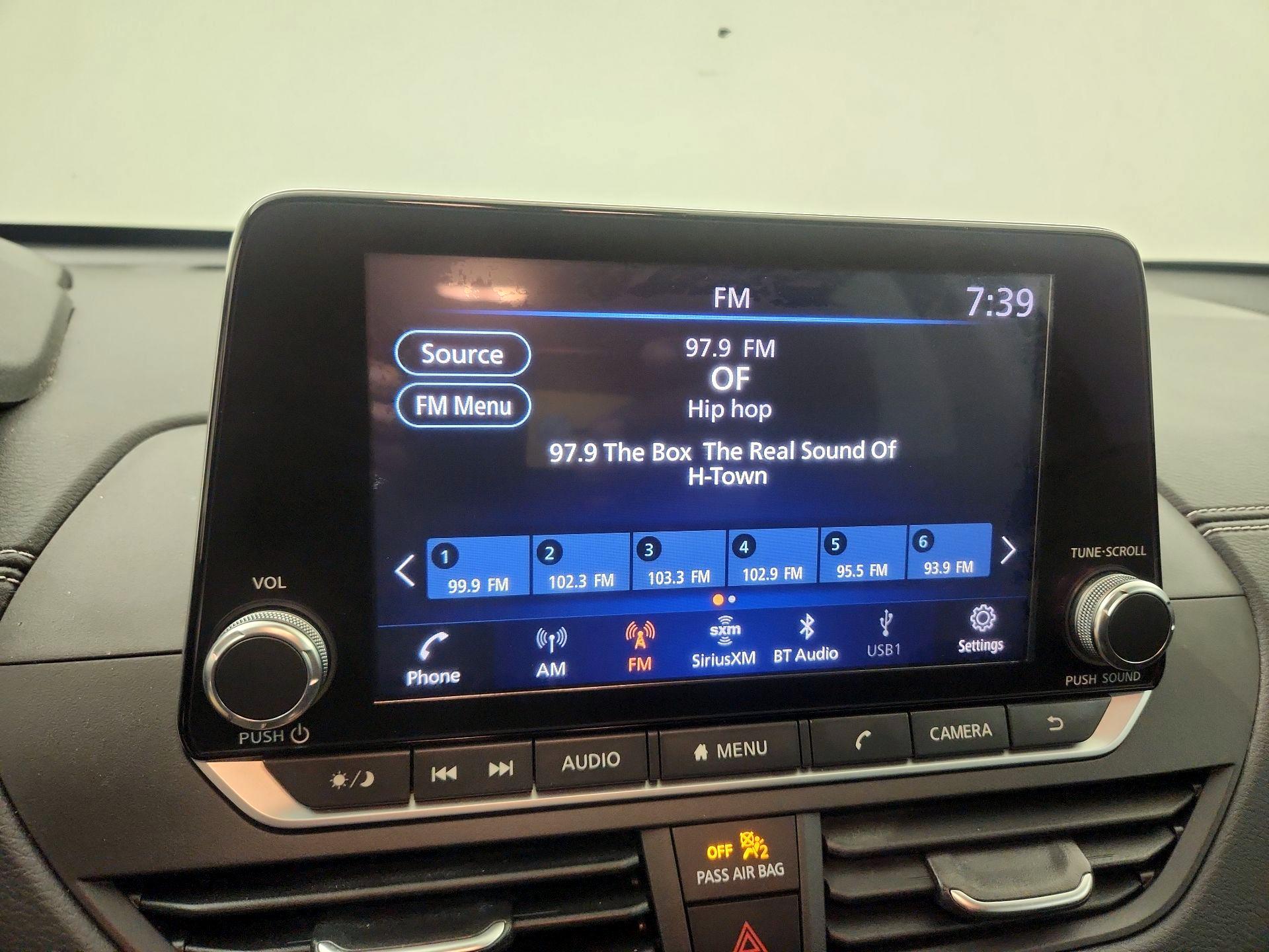 Thumbnail: 2021 Nissan Altima - 15