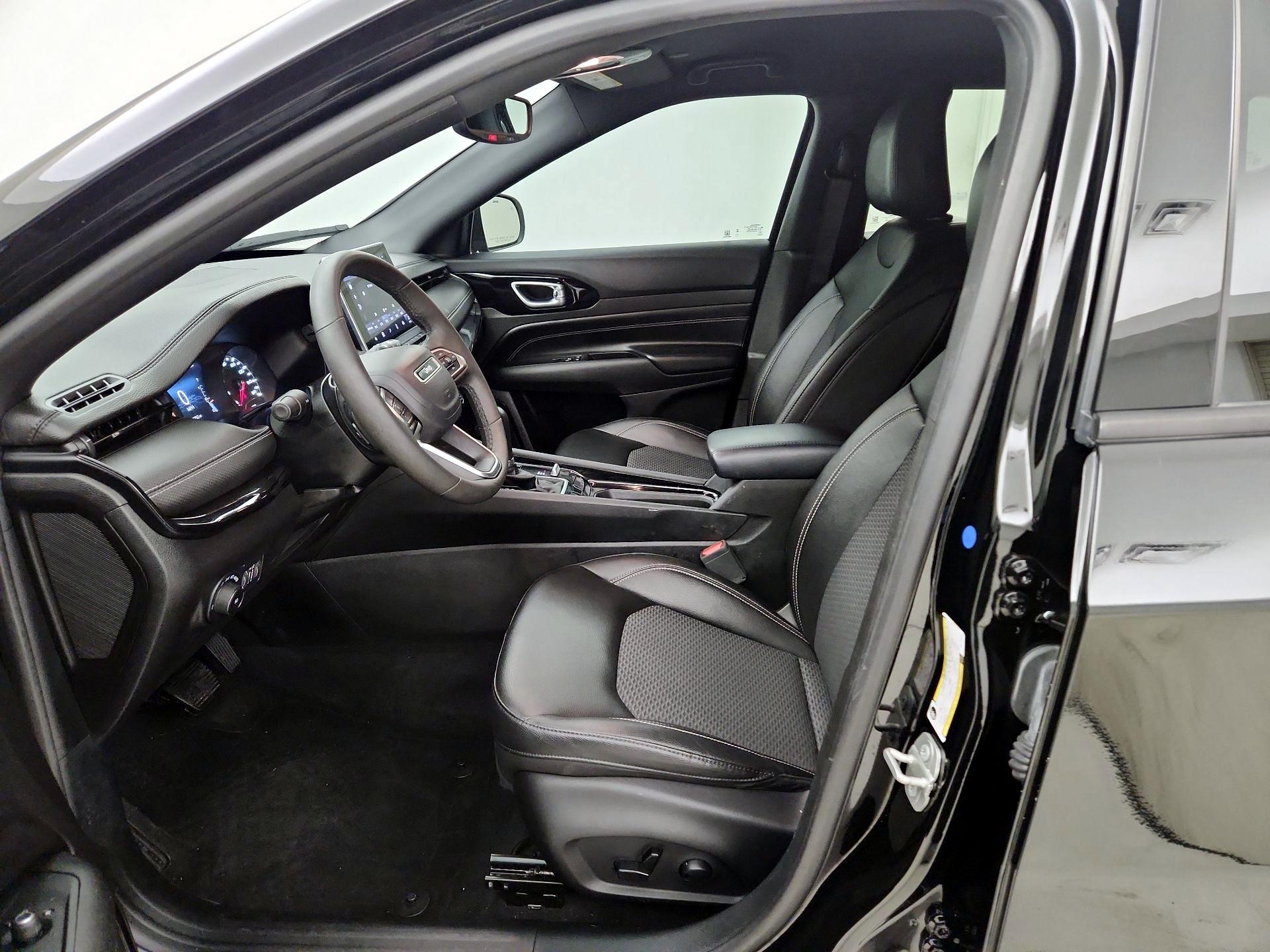 Thumbnail: 2024 Jeep Compass - 11