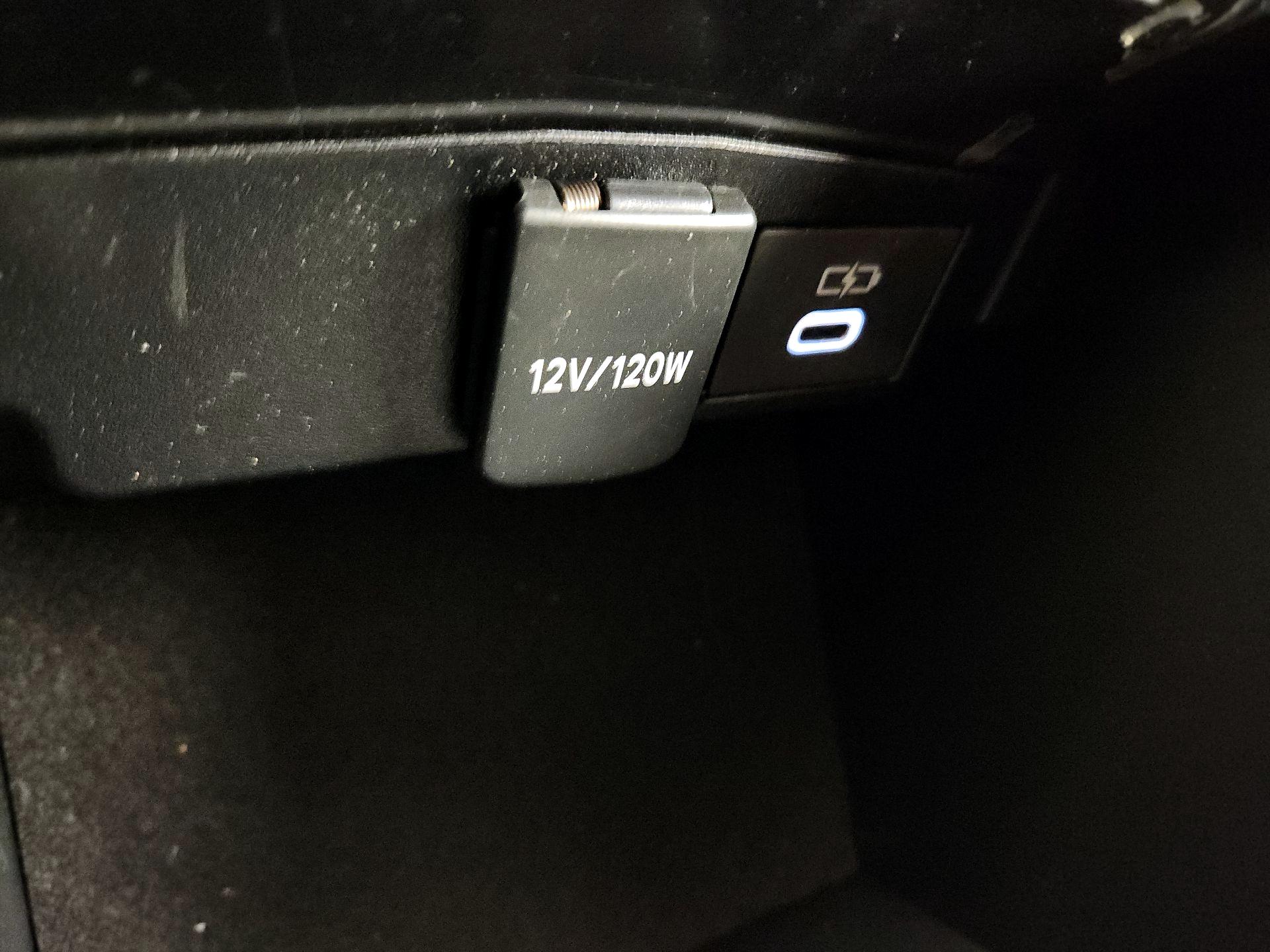 Thumbnail: 2024 Toyota Corolla - 18