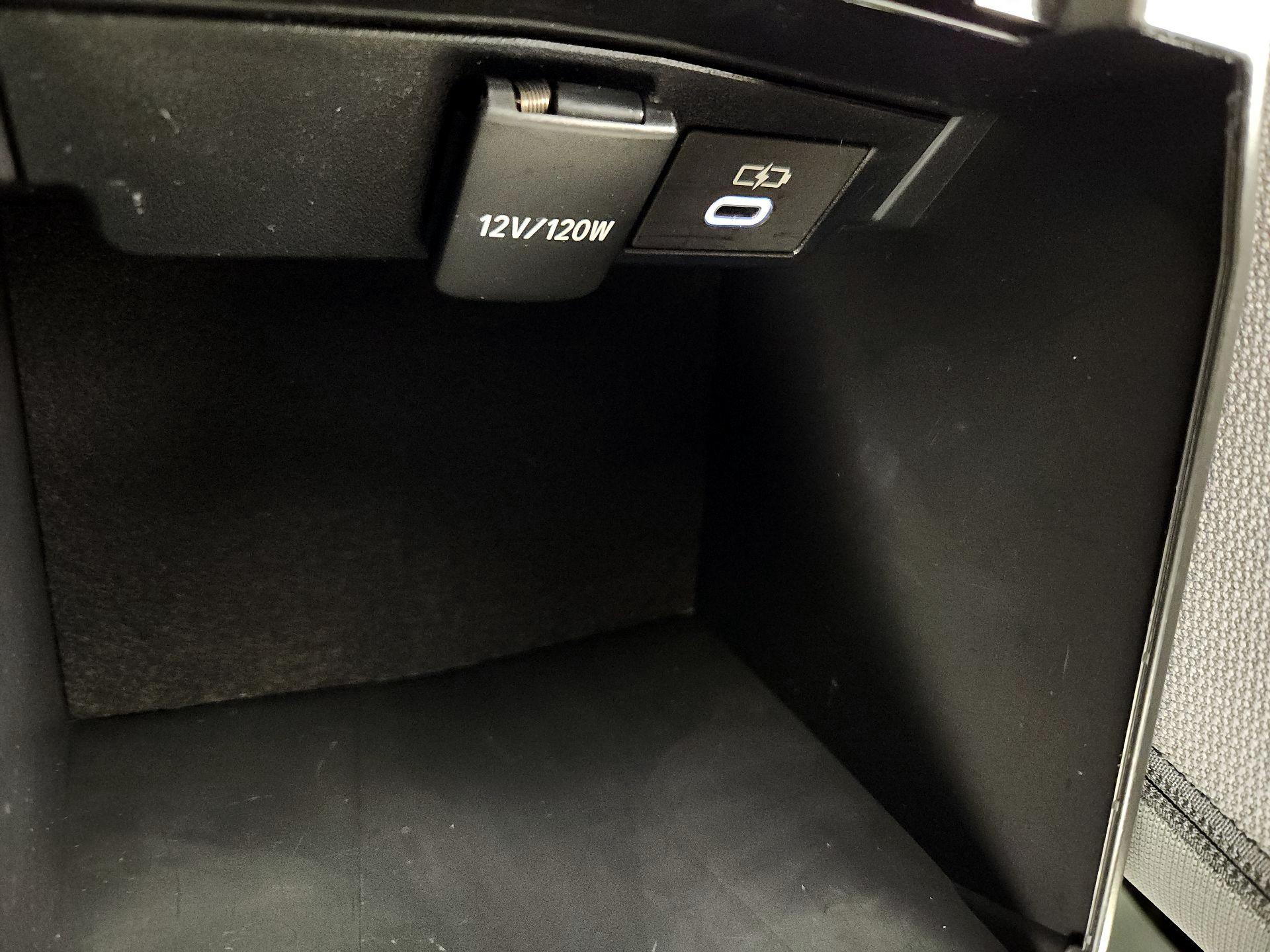 Thumbnail: 2024 Toyota Corolla - 18