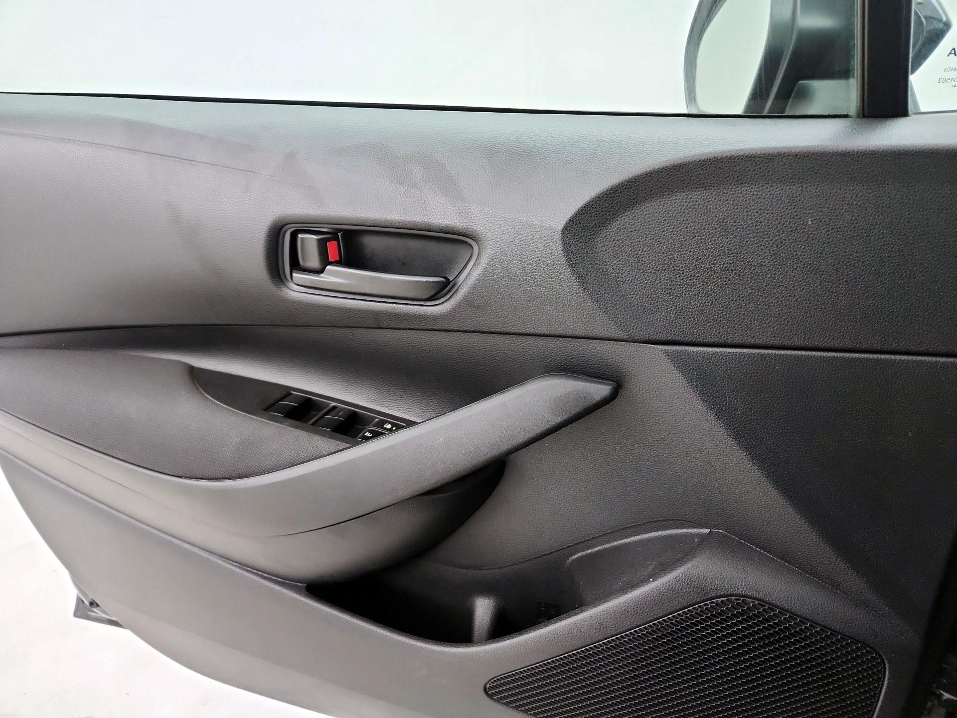 Thumbnail: 2025 Toyota Corolla - 12