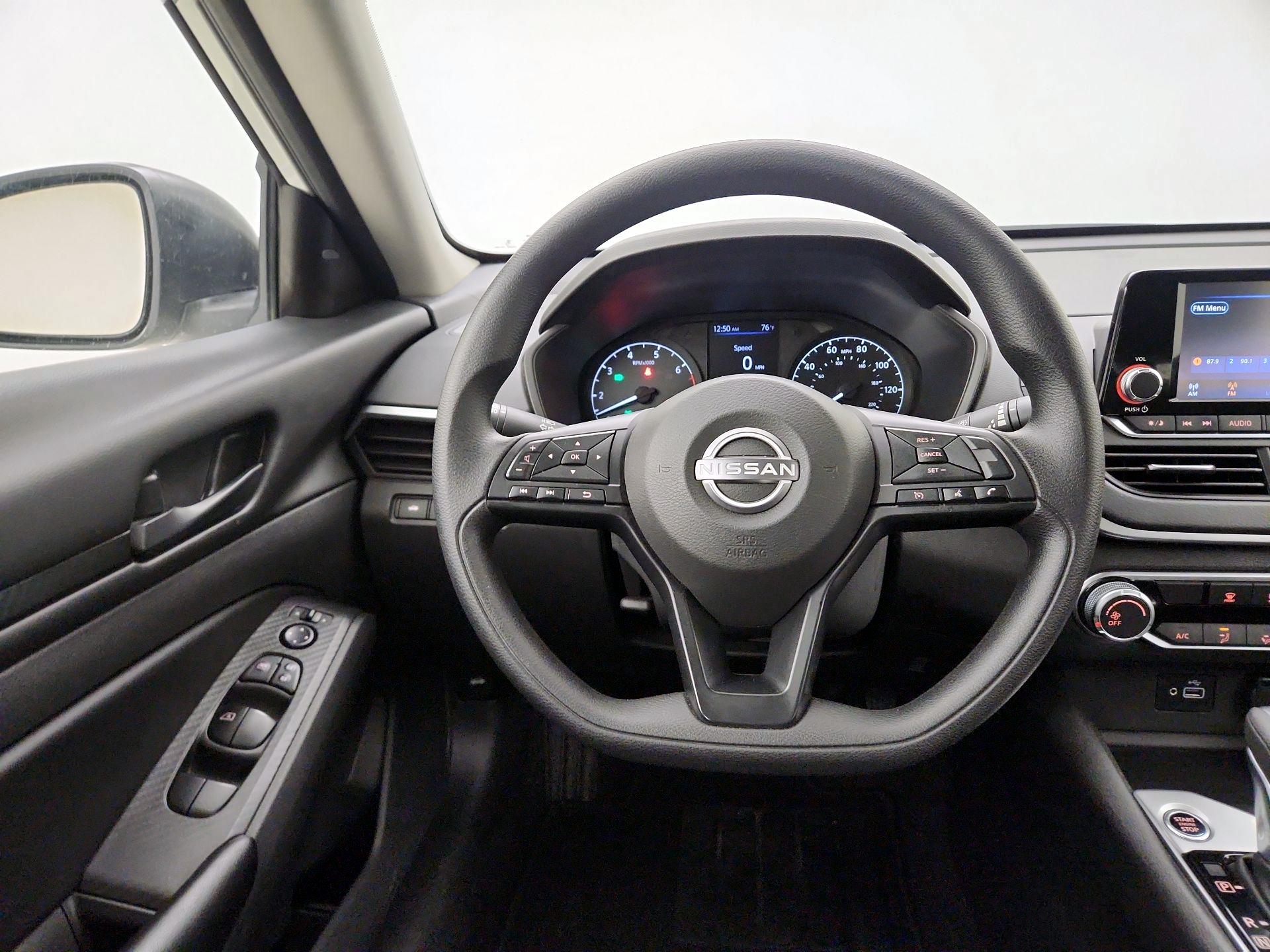 Thumbnail: 2024 Nissan Altima - 10