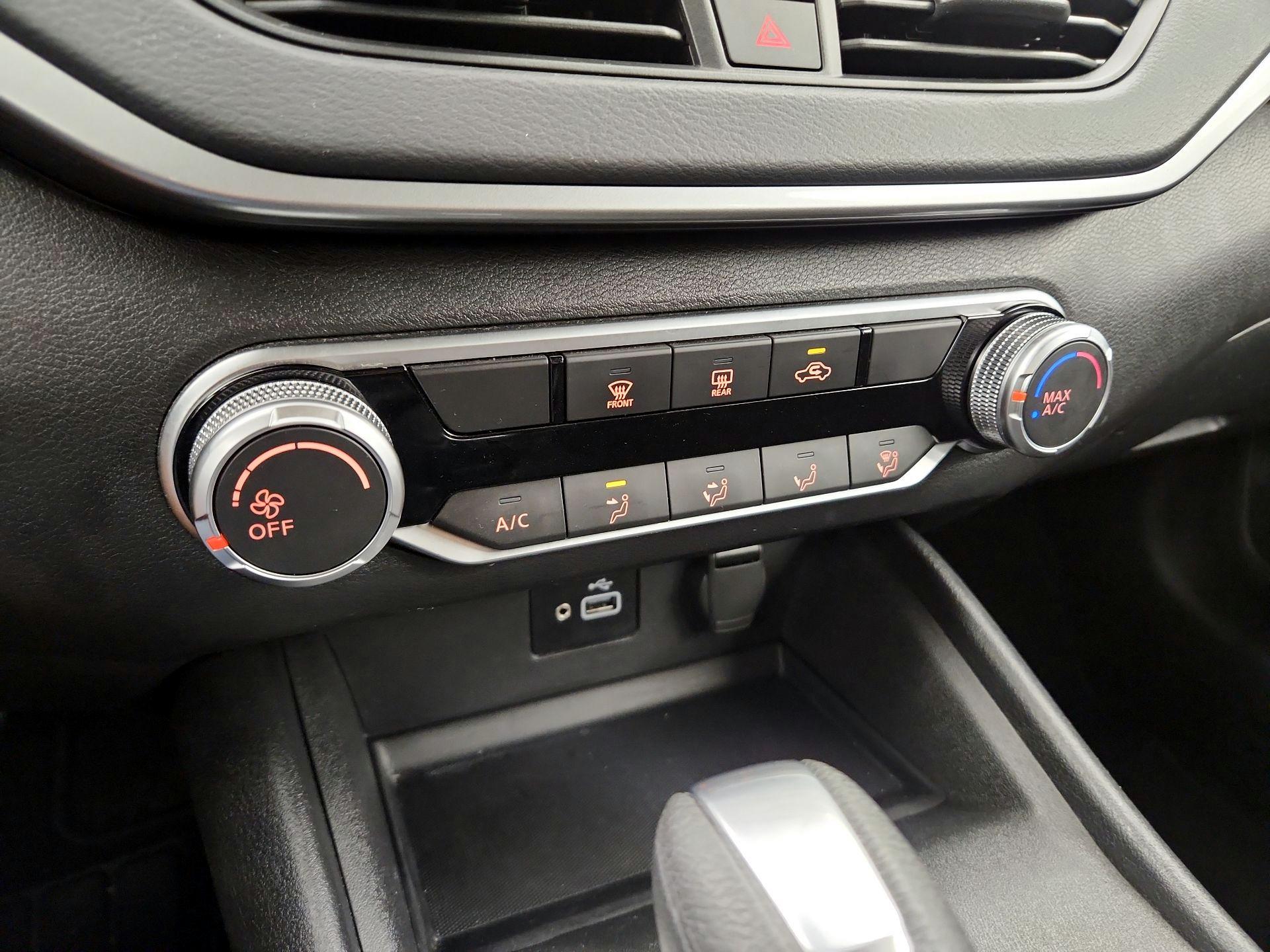 Thumbnail: 2024 Nissan Altima - 16