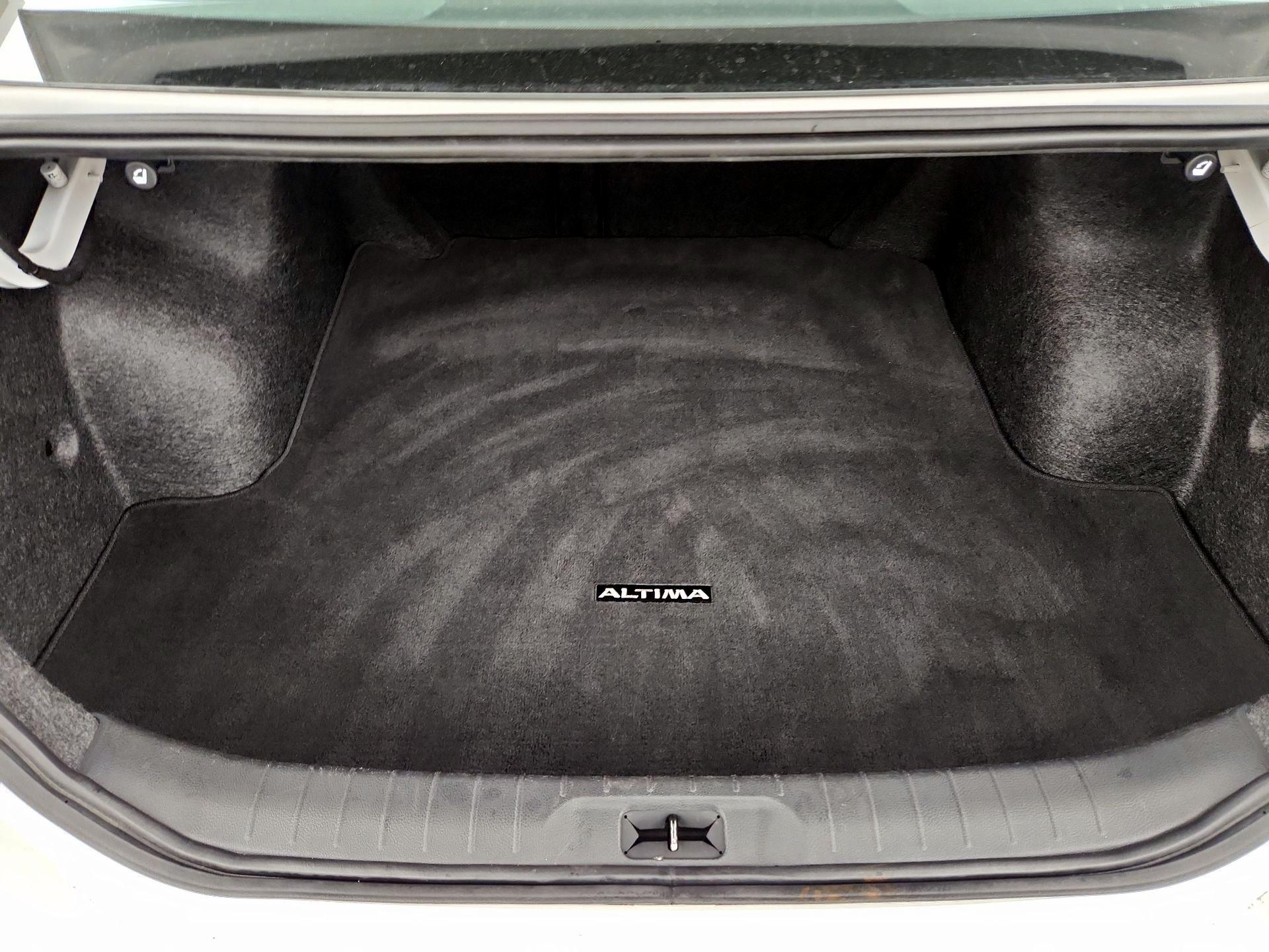 Thumbnail: 2024 Nissan Altima - 20