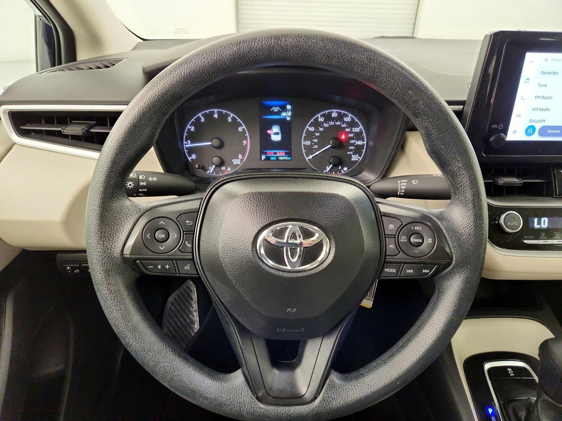 Thumbnail: 2025 Toyota Corolla - 10