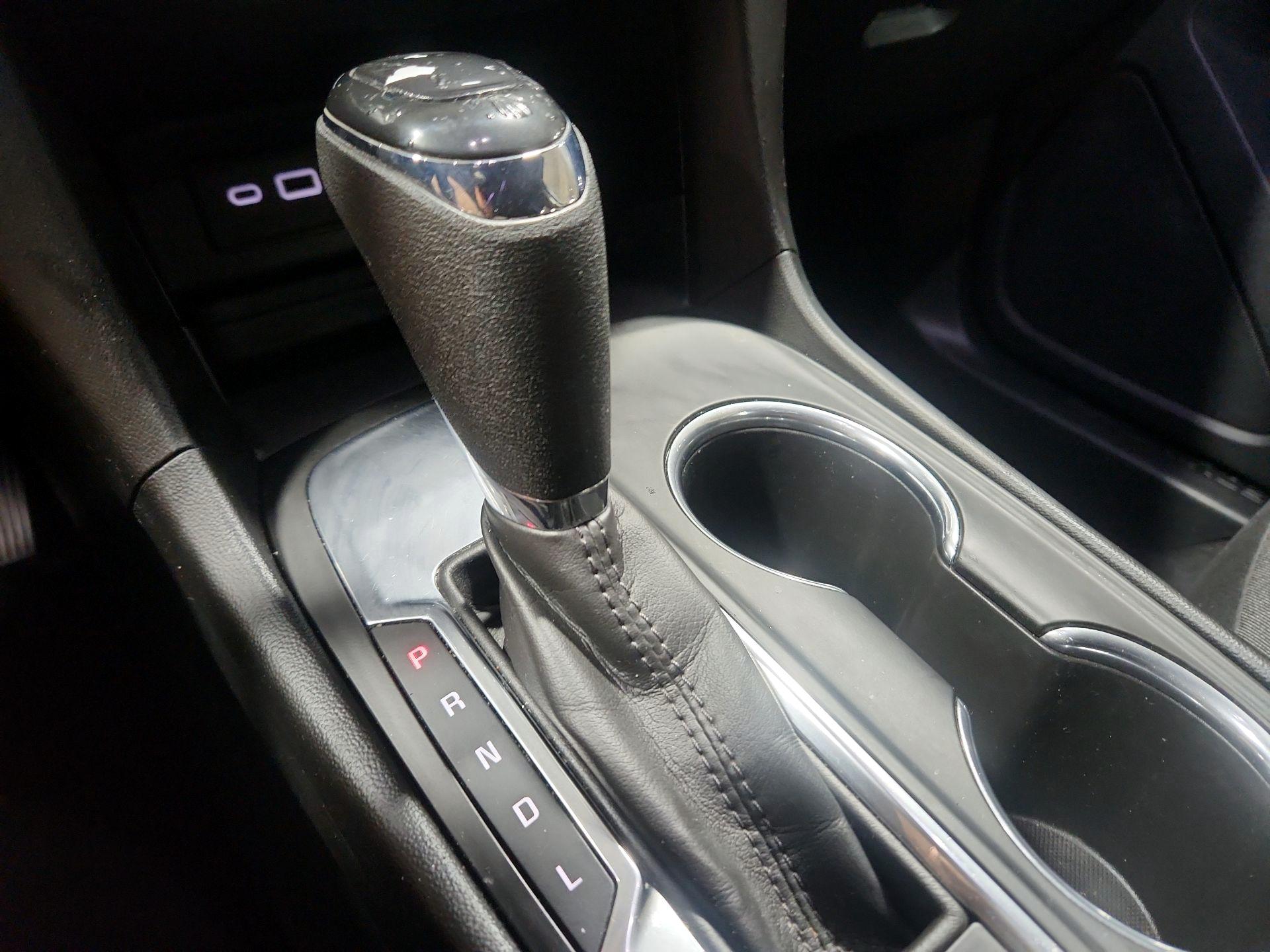 Thumbnail: 2020 Chevrolet Equinox - 15