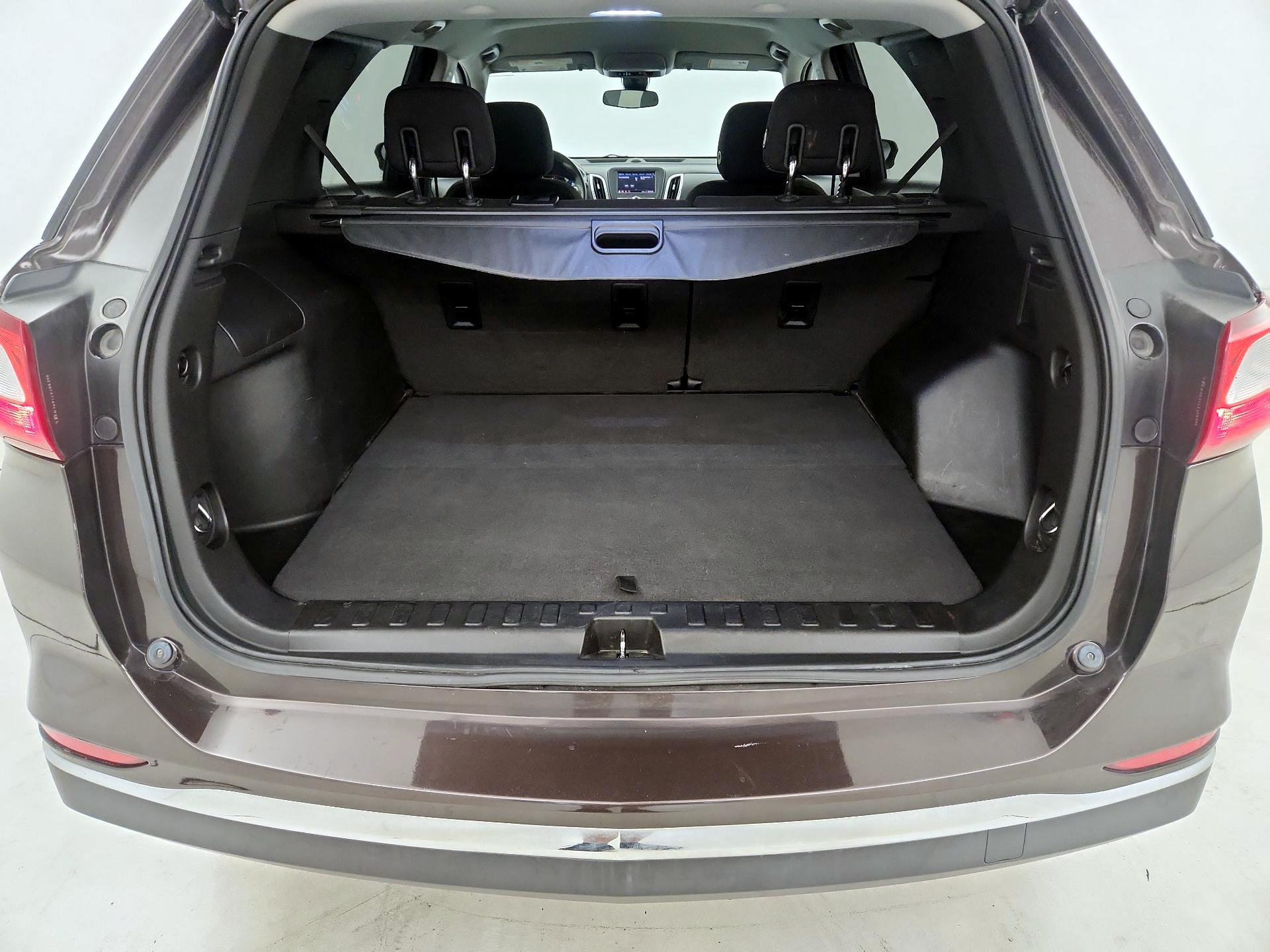 Thumbnail: 2020 Chevrolet Equinox - 16