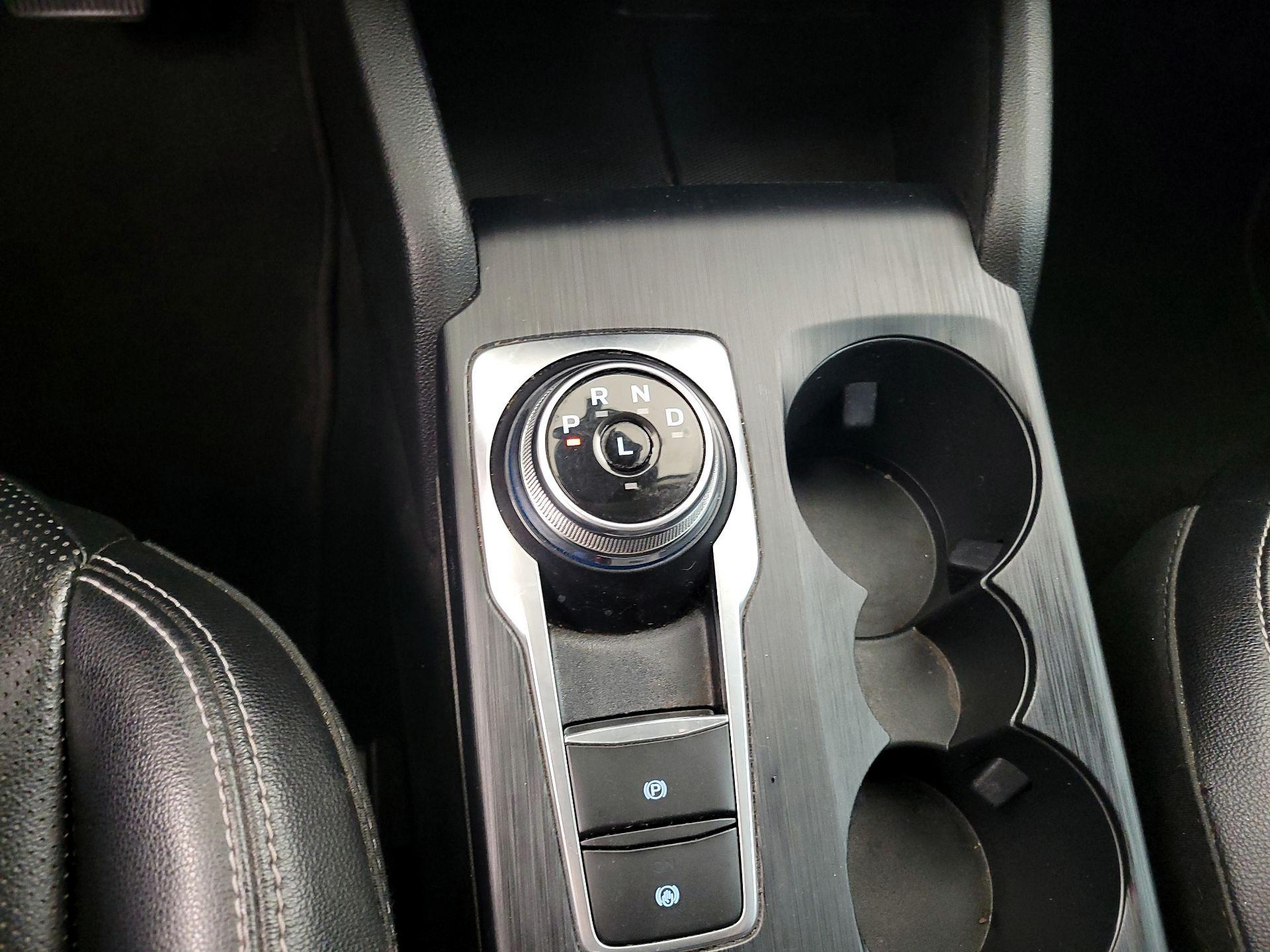 Thumbnail: 2022 Ford Escape - 17