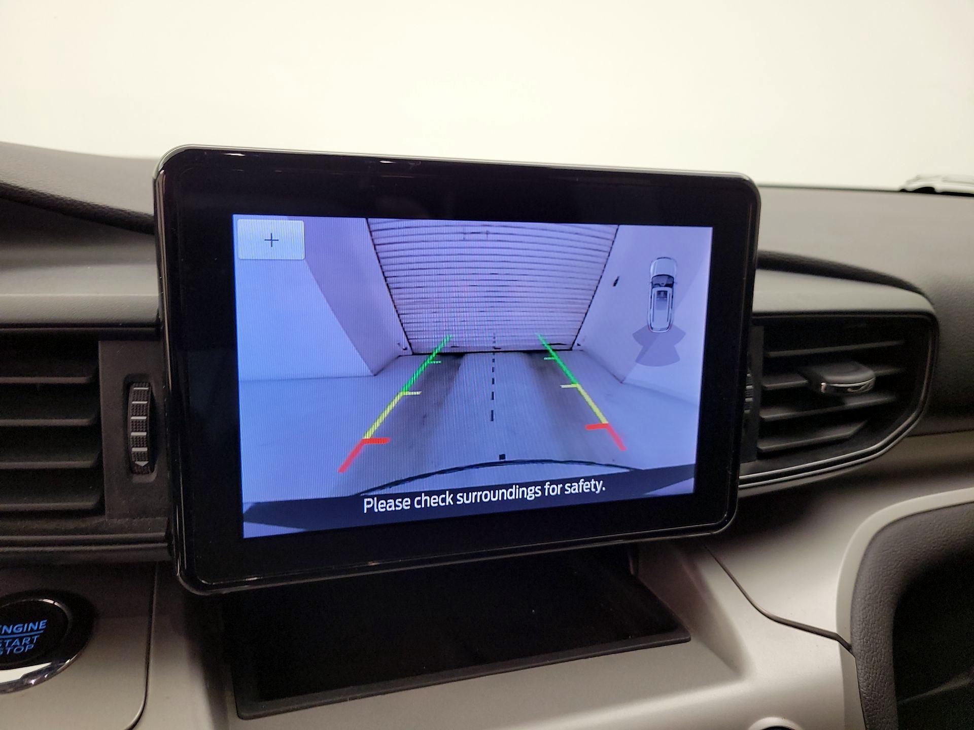 Thumbnail: 2022 Ford Explorer - 14