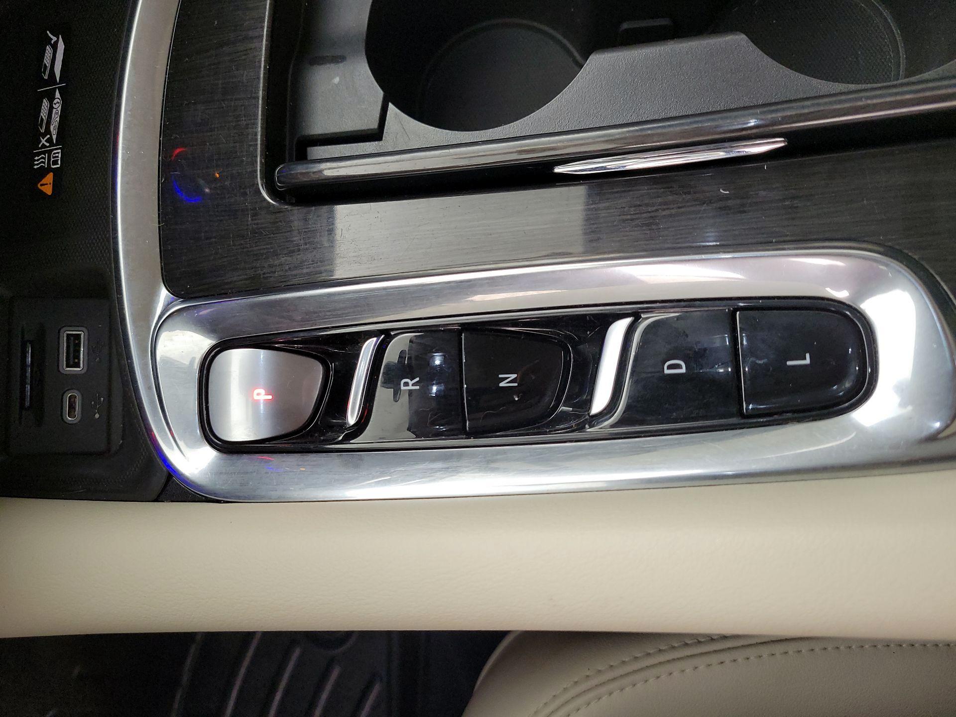 Thumbnail: 2023 Buick Enclave - 18