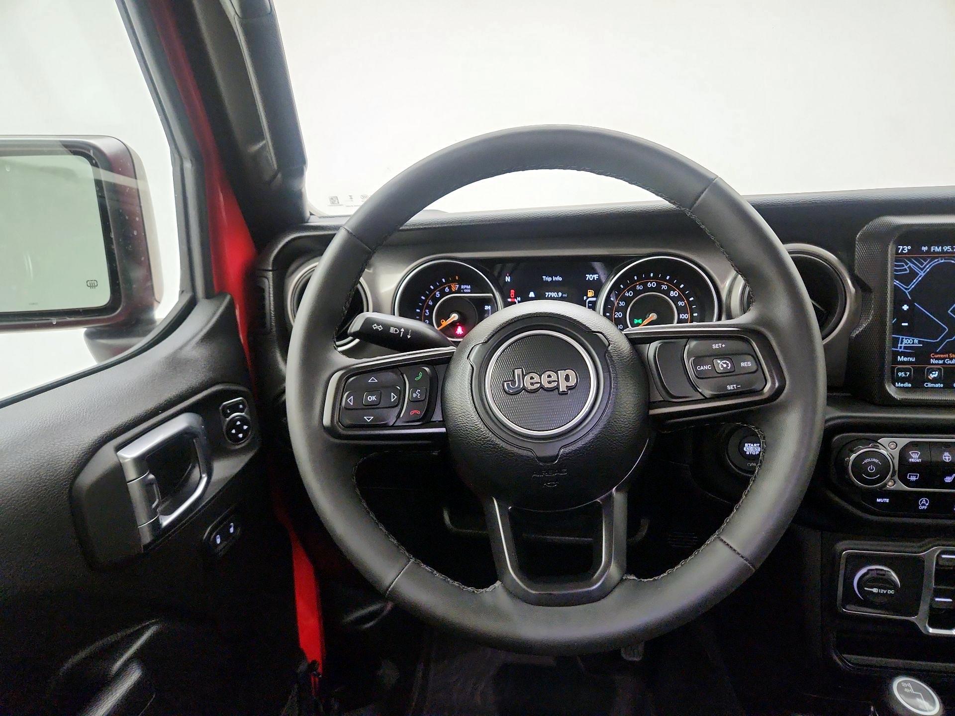 Thumbnail: 2023 Jeep Gladiator - 10