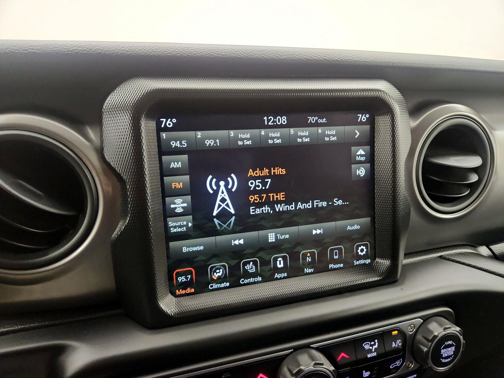 Thumbnail: 2023 Jeep Gladiator - 16