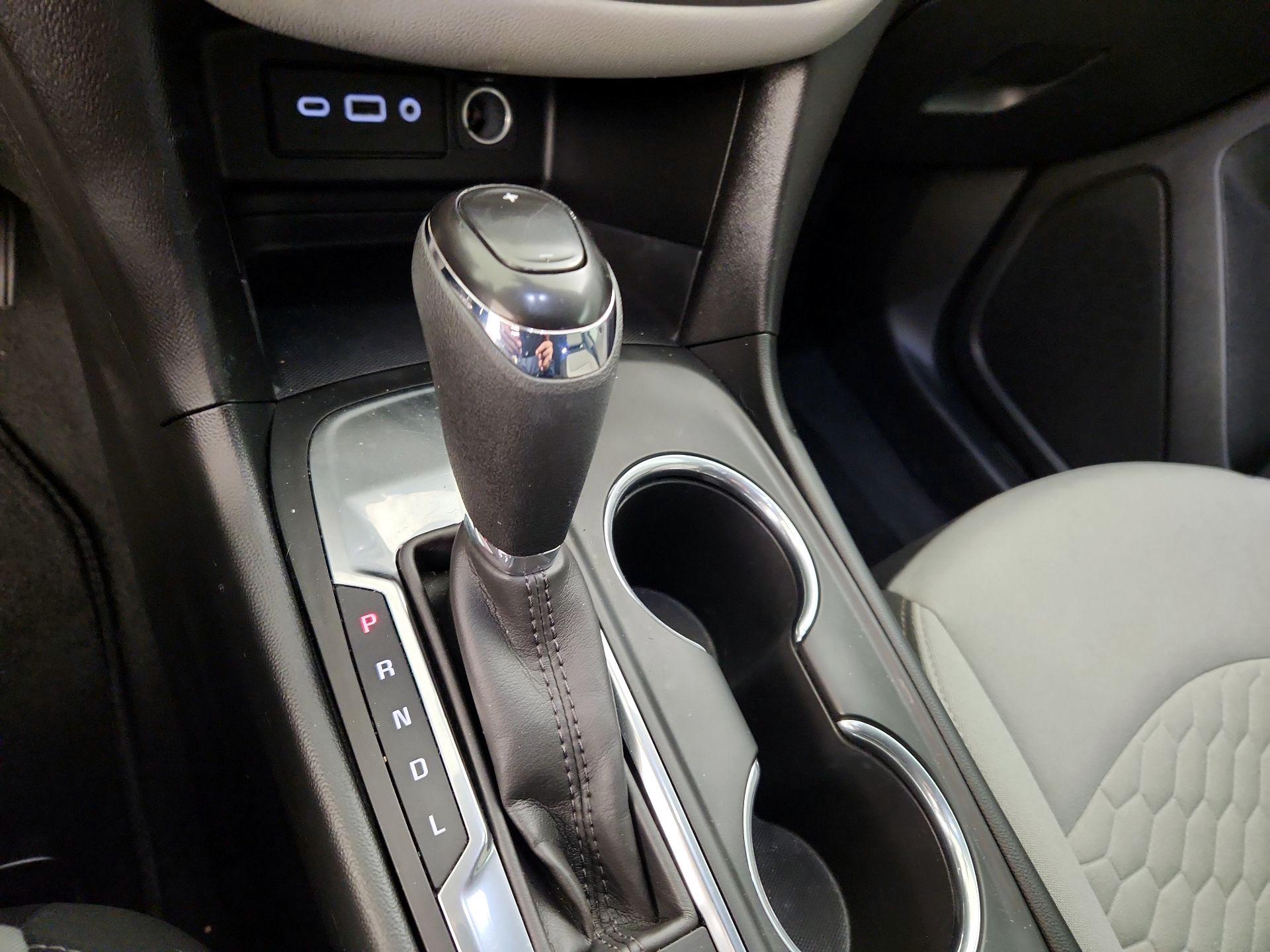 Thumbnail: 2020 Chevrolet Equinox - 17