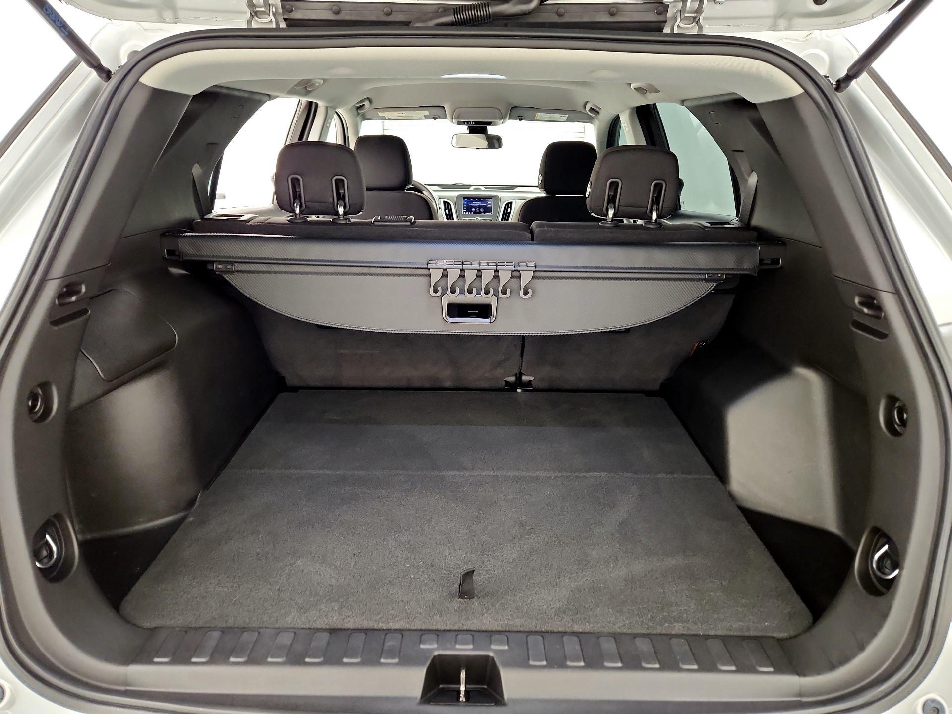 Thumbnail: 2020 Chevrolet Equinox - 20