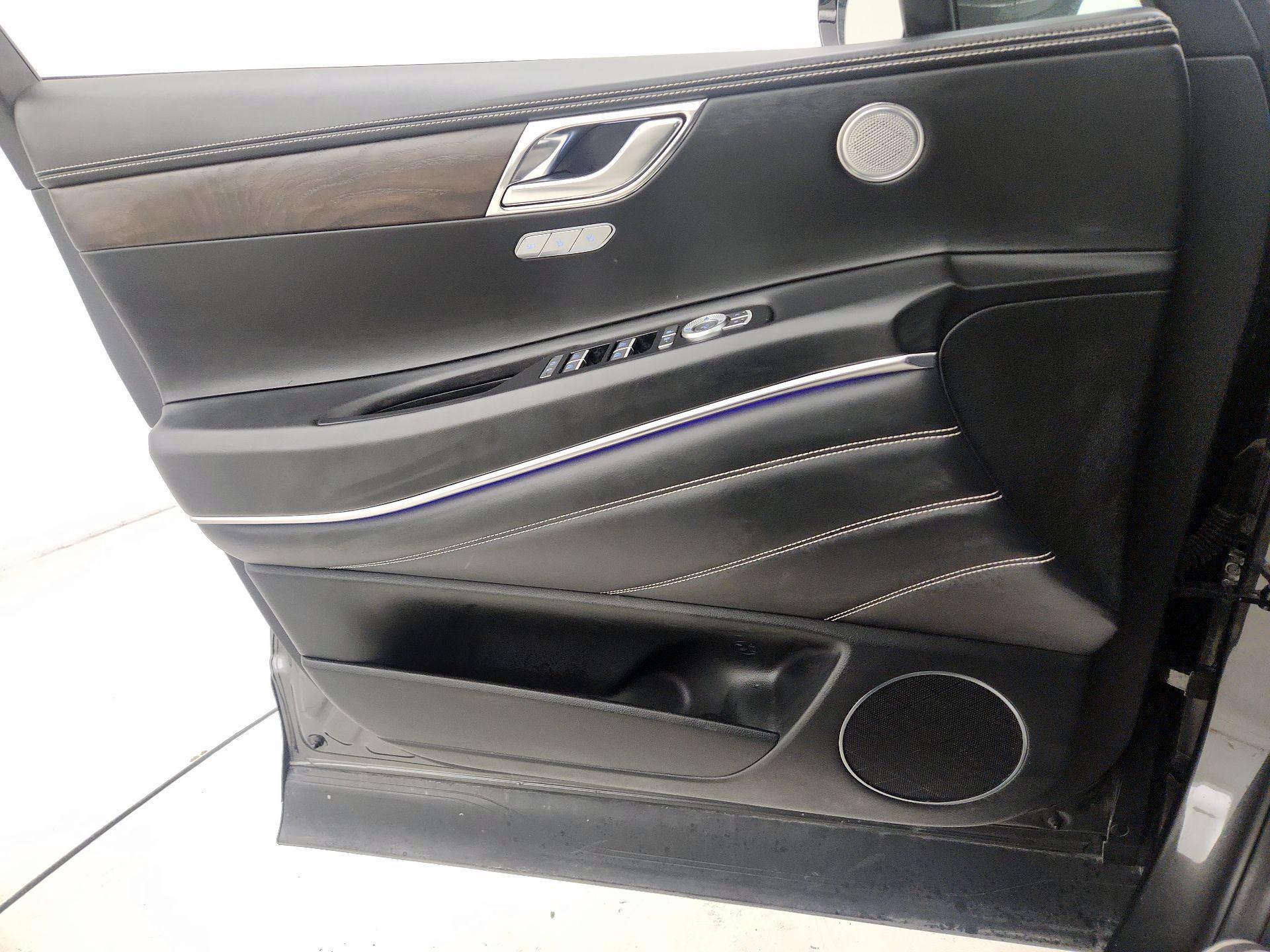 Thumbnail: 2024 Genesis GV80 - 12