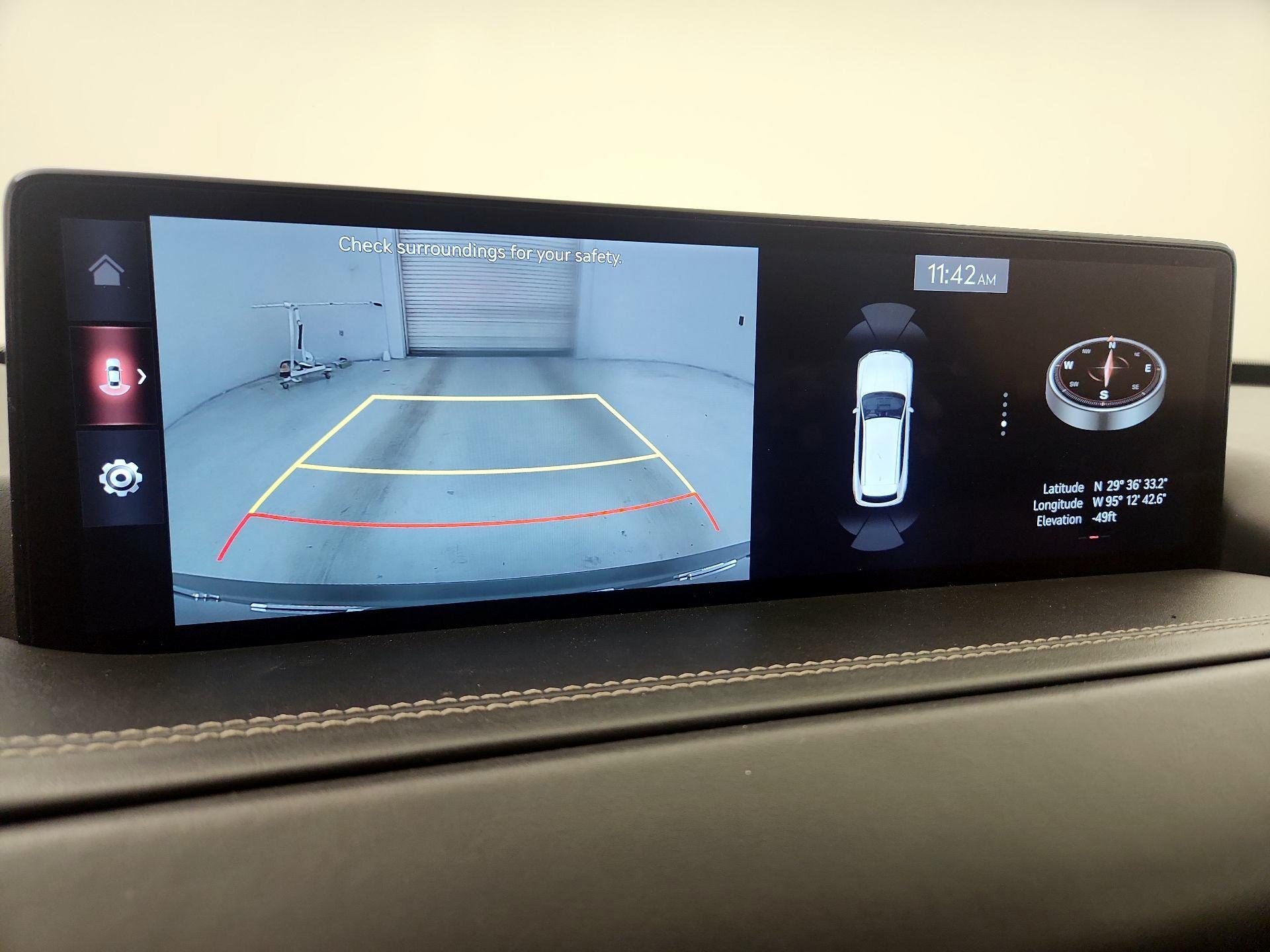 Thumbnail: 2024 Genesis GV80 - 14