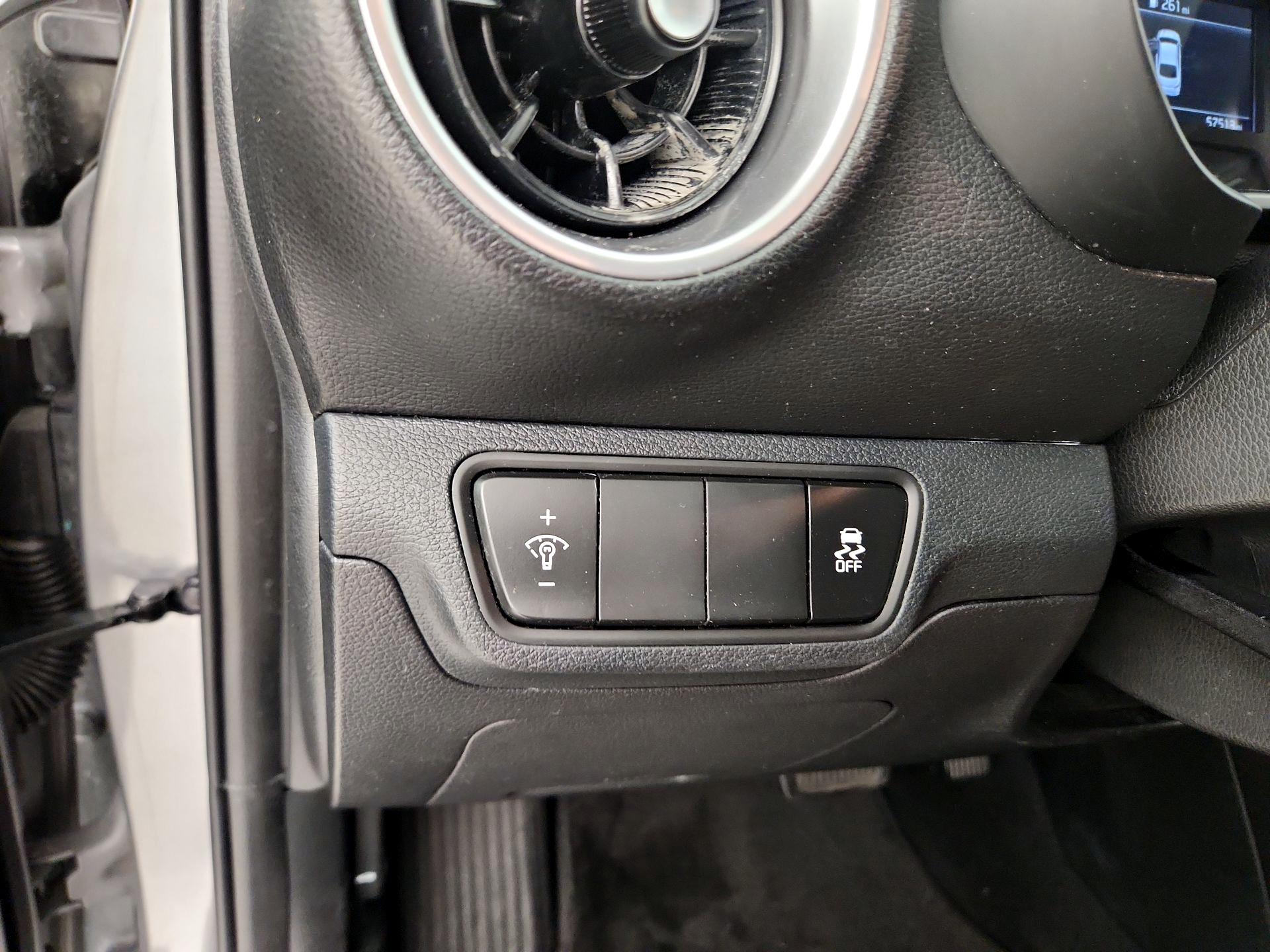 Thumbnail: 2024 Kia Forte - 13