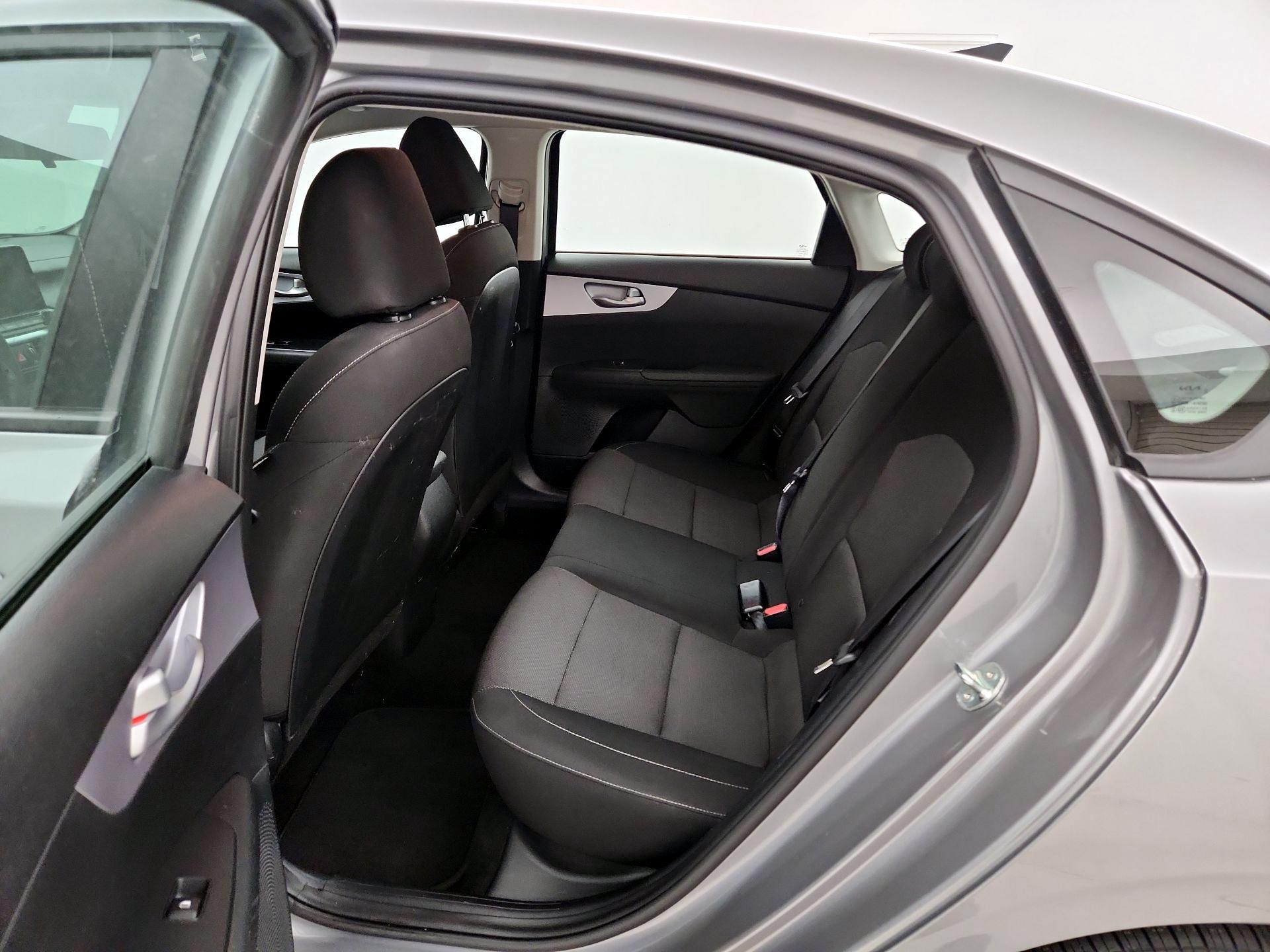 Thumbnail: 2024 Kia Forte - 19