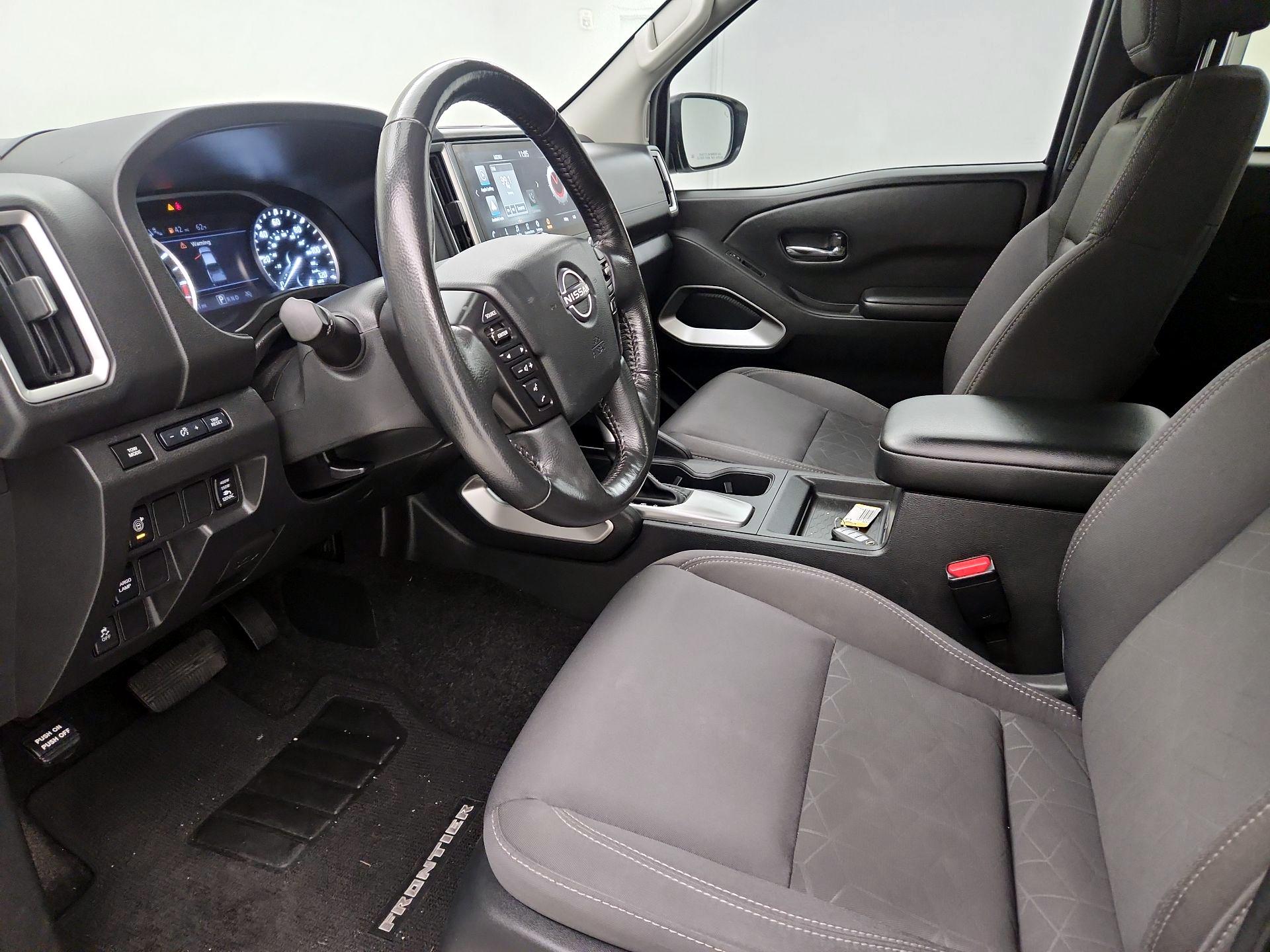 Thumbnail: 2025 Nissan Frontier - 11