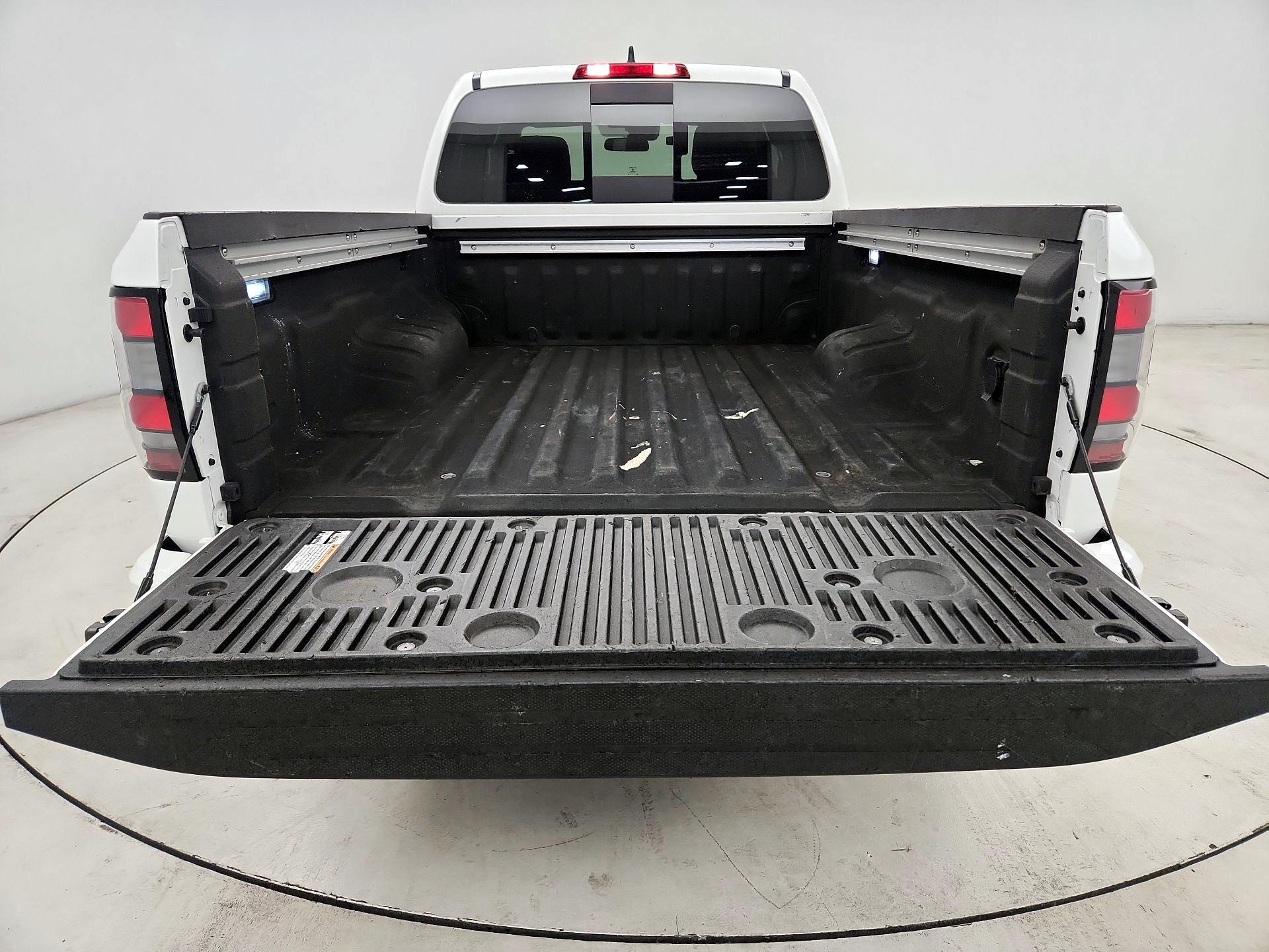 Thumbnail: 2025 Nissan Frontier - 16