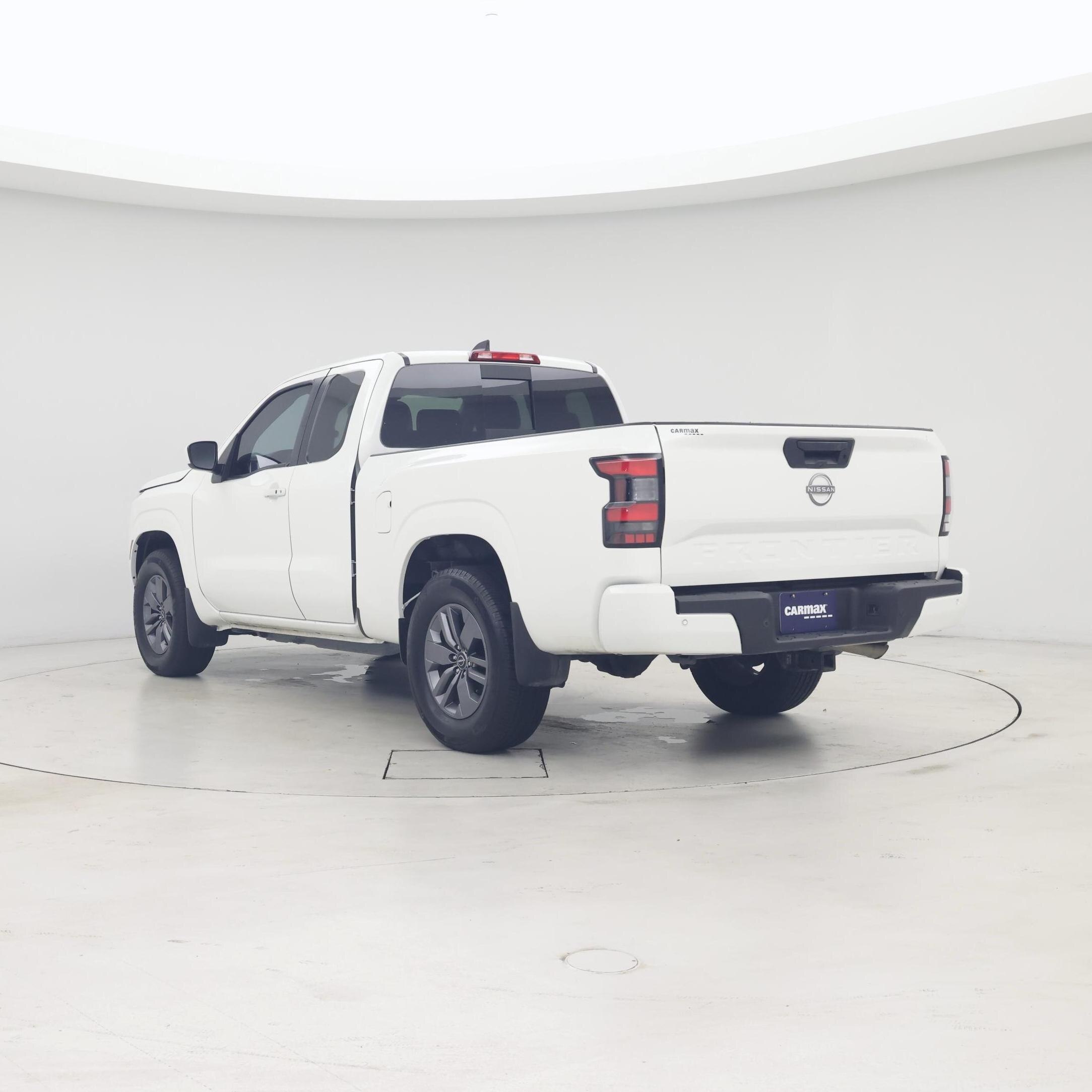 Thumbnail: 2025 Nissan Frontier - 2