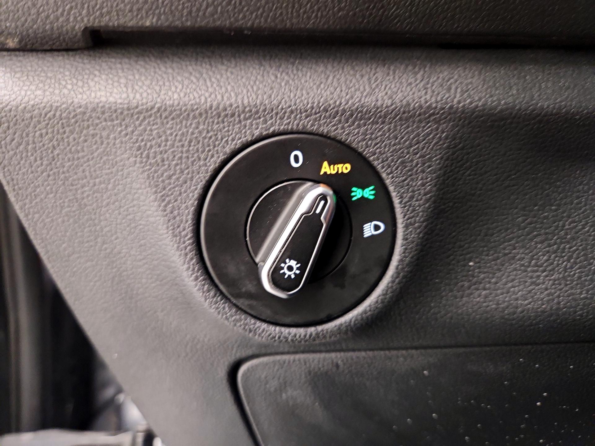 Thumbnail: 2024 Volkswagen Jetta - 13