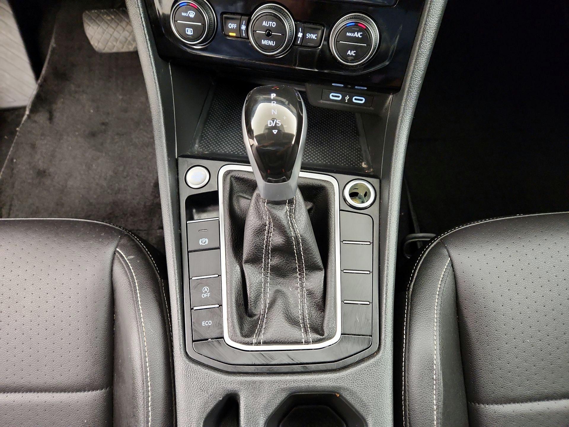 Thumbnail: 2024 Volkswagen Jetta - 17