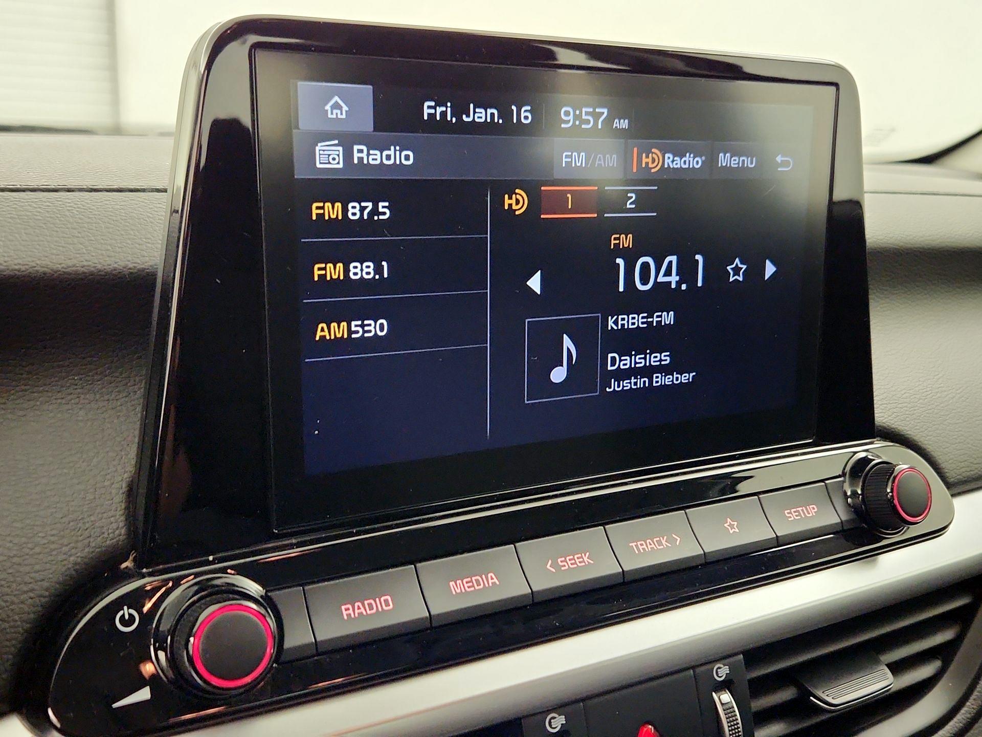 Thumbnail: 2023 Kia Forte - 15