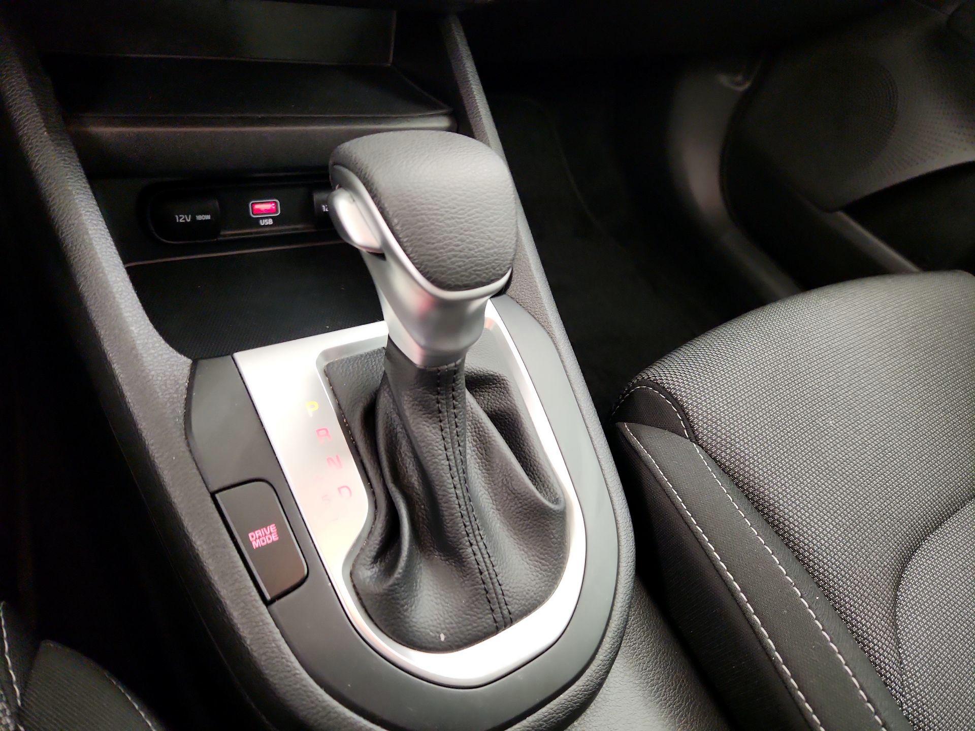 Thumbnail: 2023 Kia Forte - 17