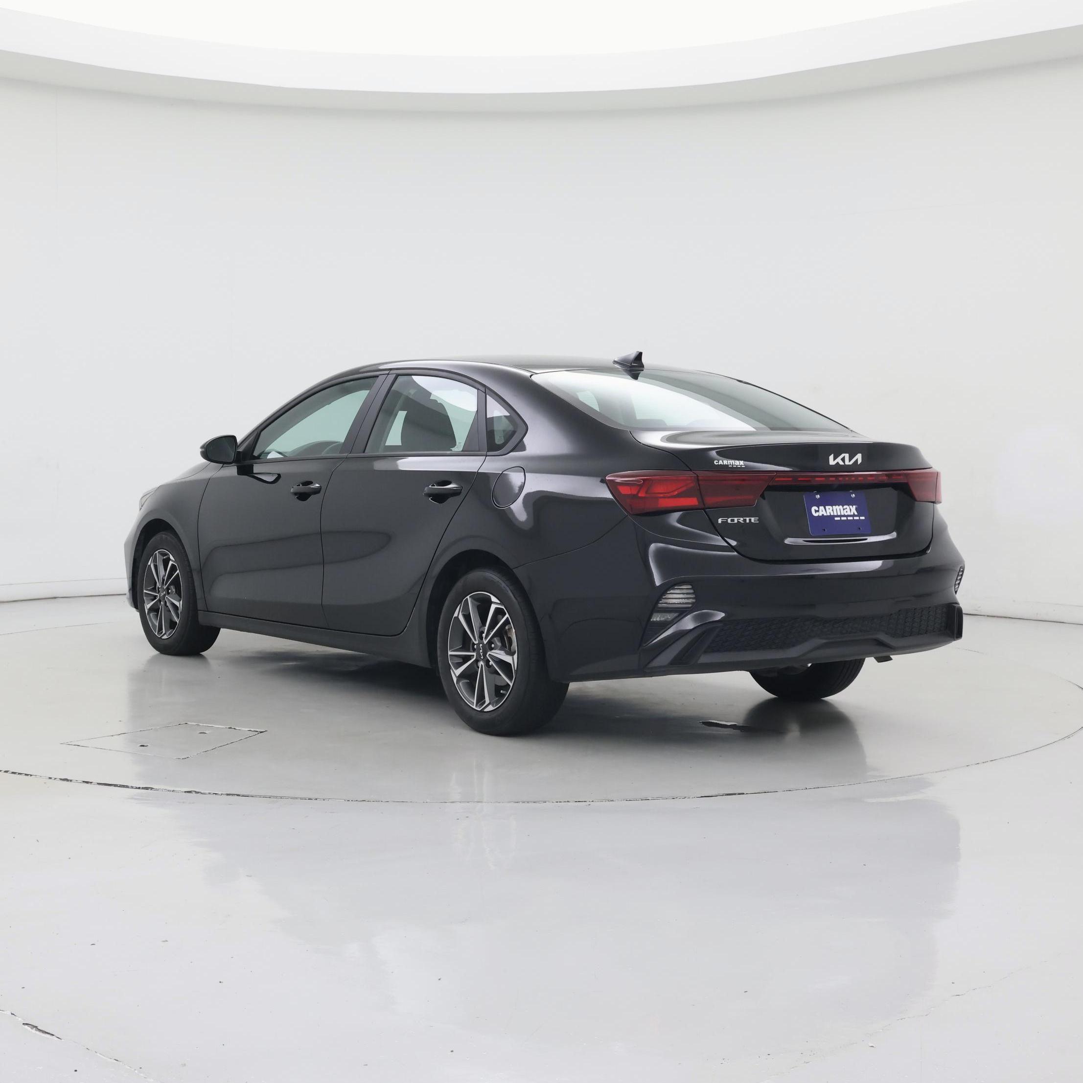 Thumbnail: 2023 Kia Forte - 2