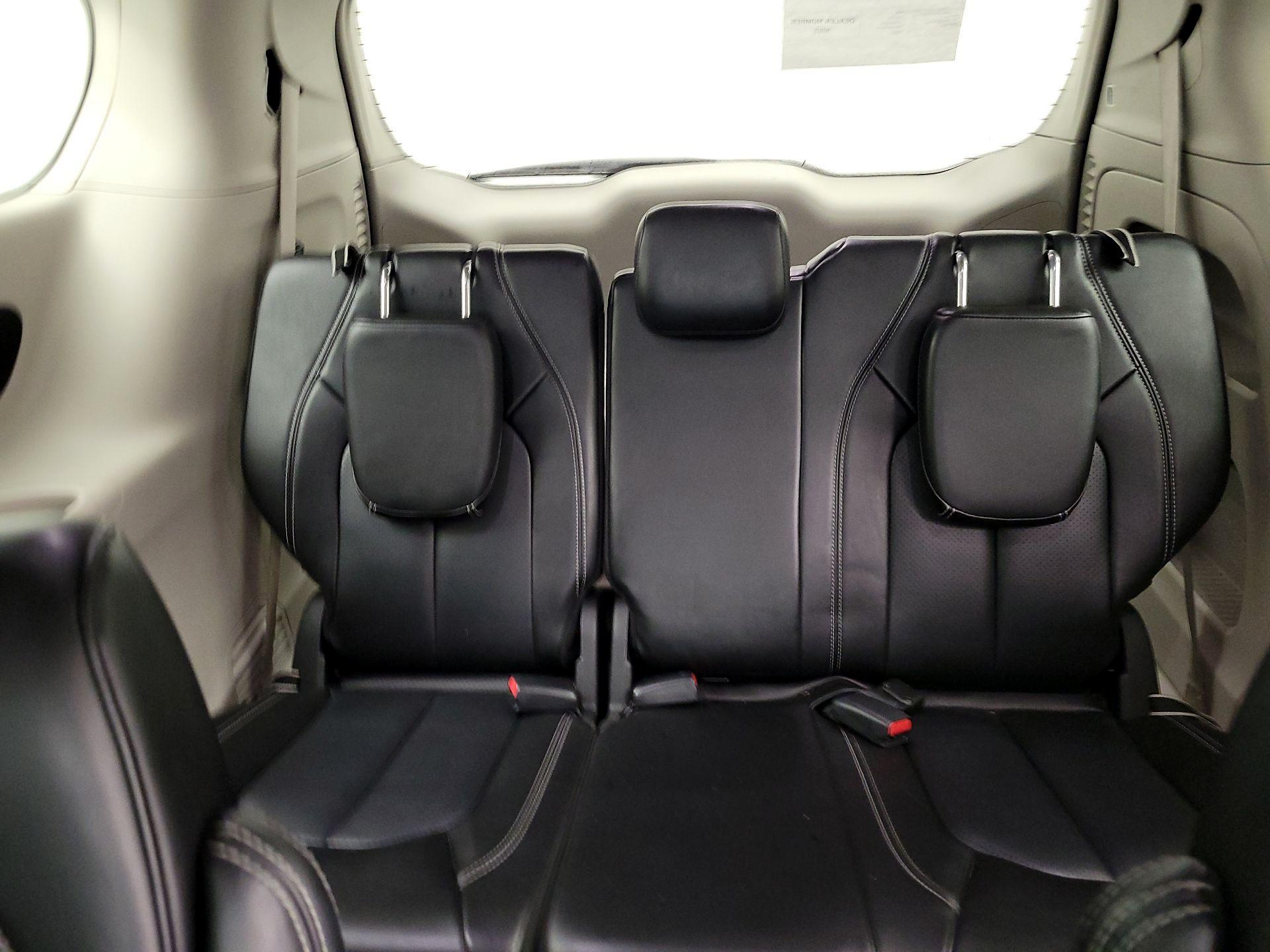 Thumbnail: 2023 Chrysler Pacifica - 20