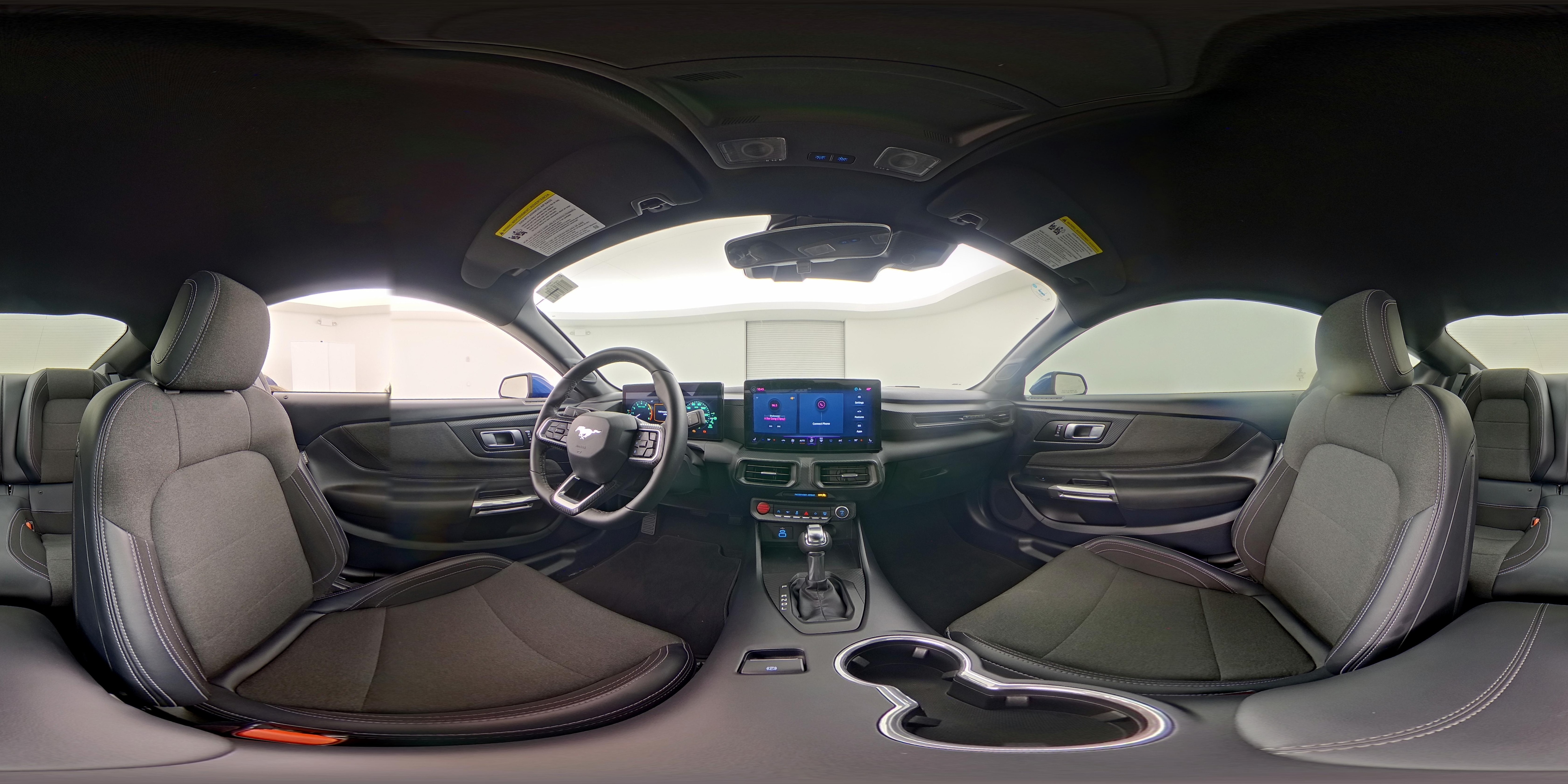 2024 Ford Mustang EcoBoost - Photo 24