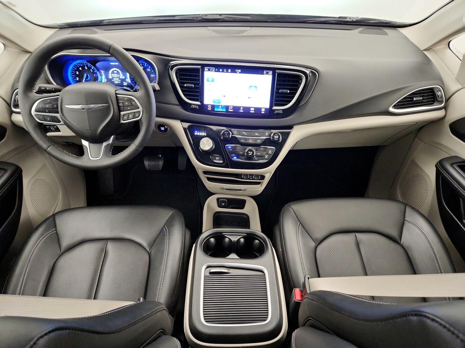 Thumbnail: 2024 Chrysler Pacifica - 9