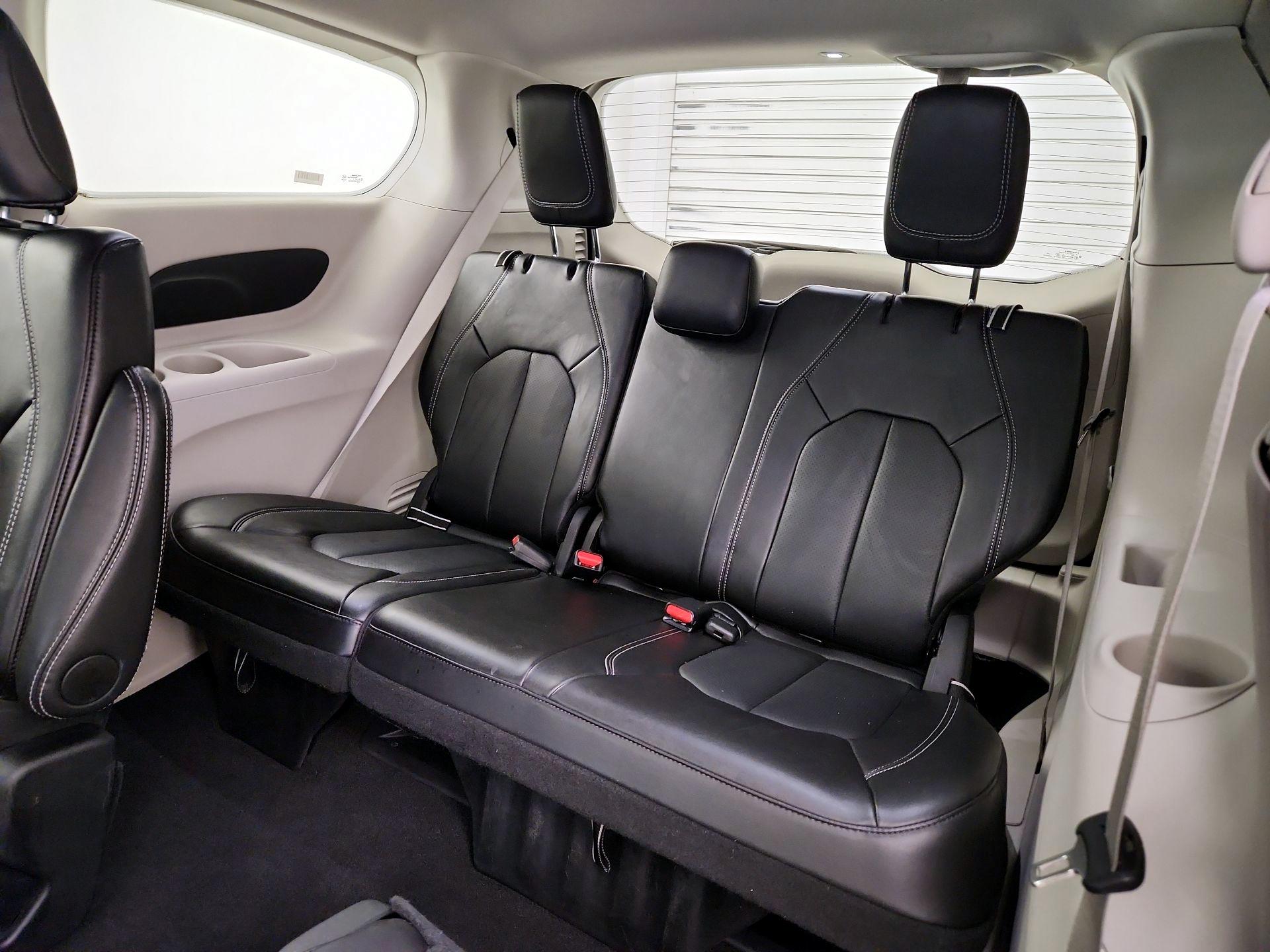 Thumbnail: 2024 Chrysler Pacifica - 20