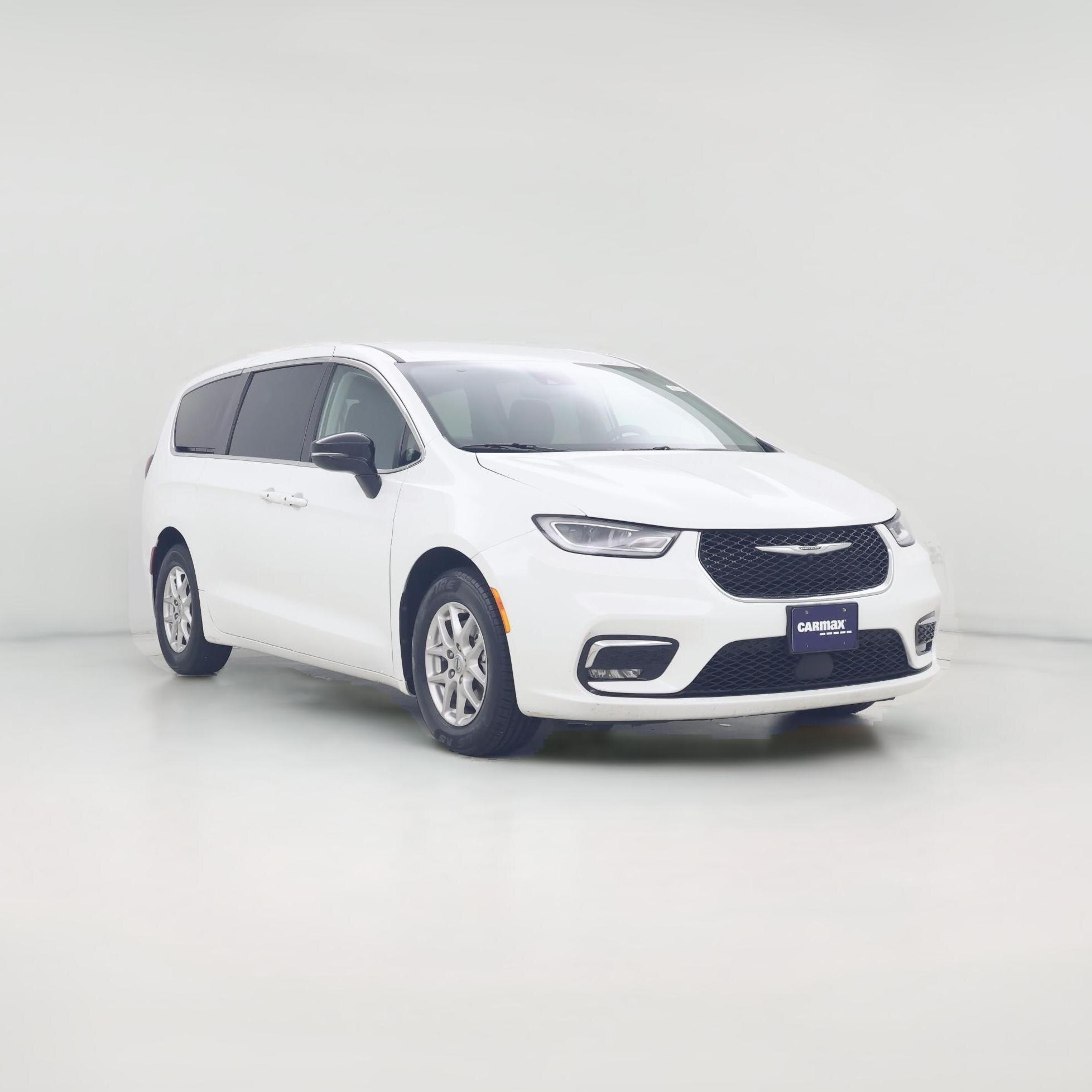 Thumbnail: 2024 Chrysler Pacifica - 1