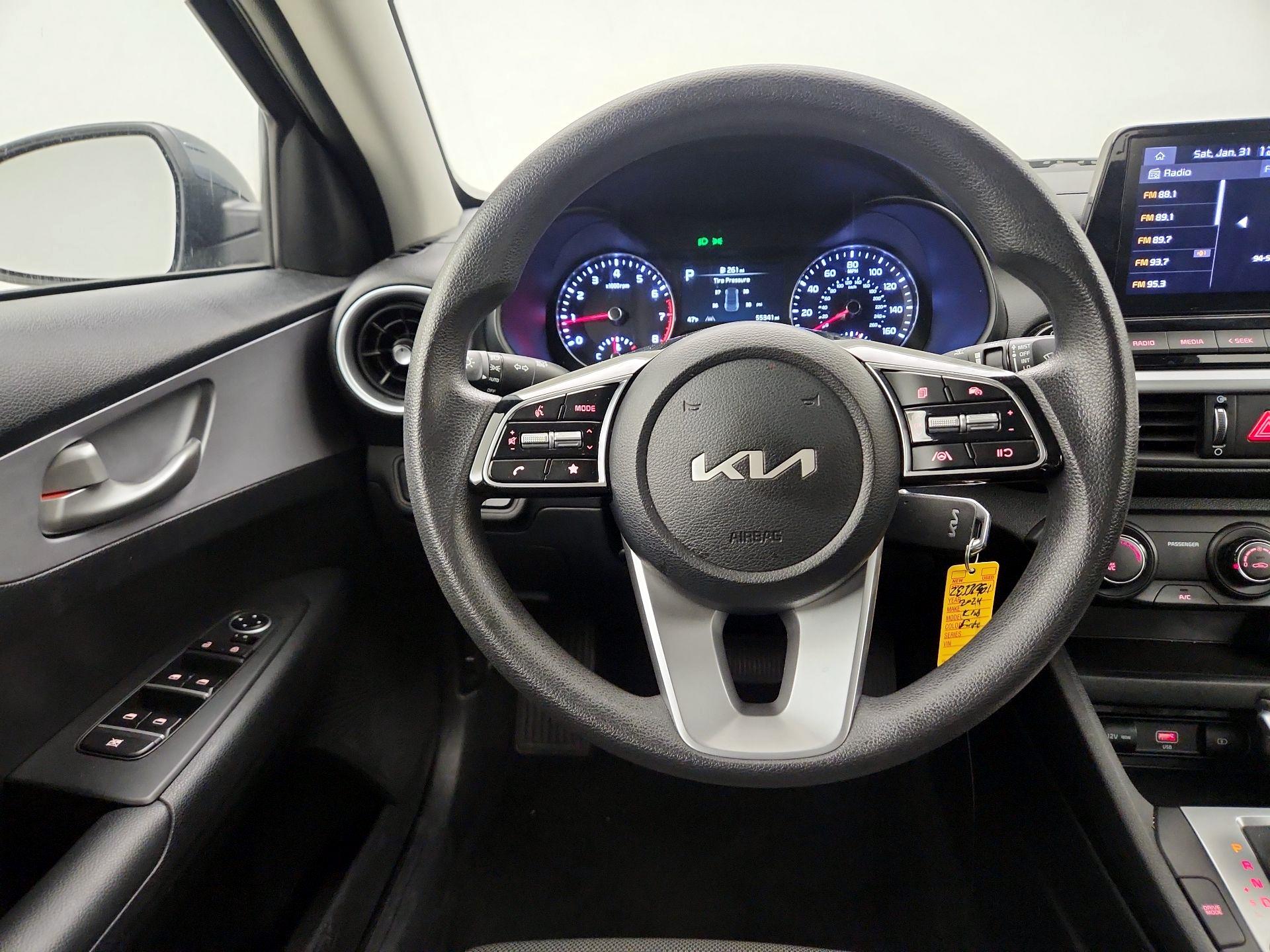 Thumbnail: 2024 Kia Forte - 10