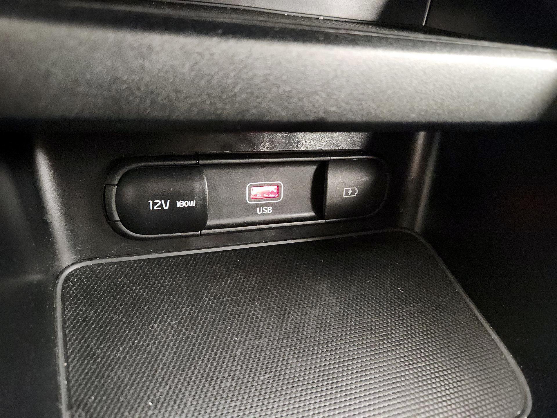 Thumbnail: 2024 Kia Forte - 18