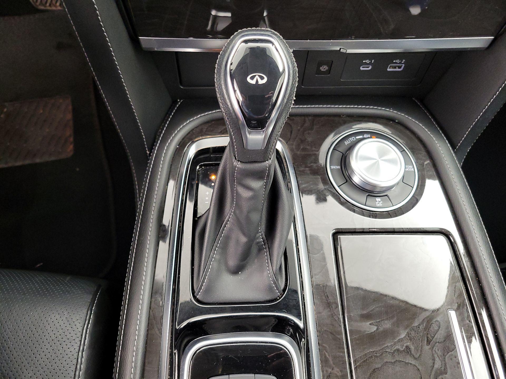 Thumbnail: 2024 INFINITI QX80 - 18