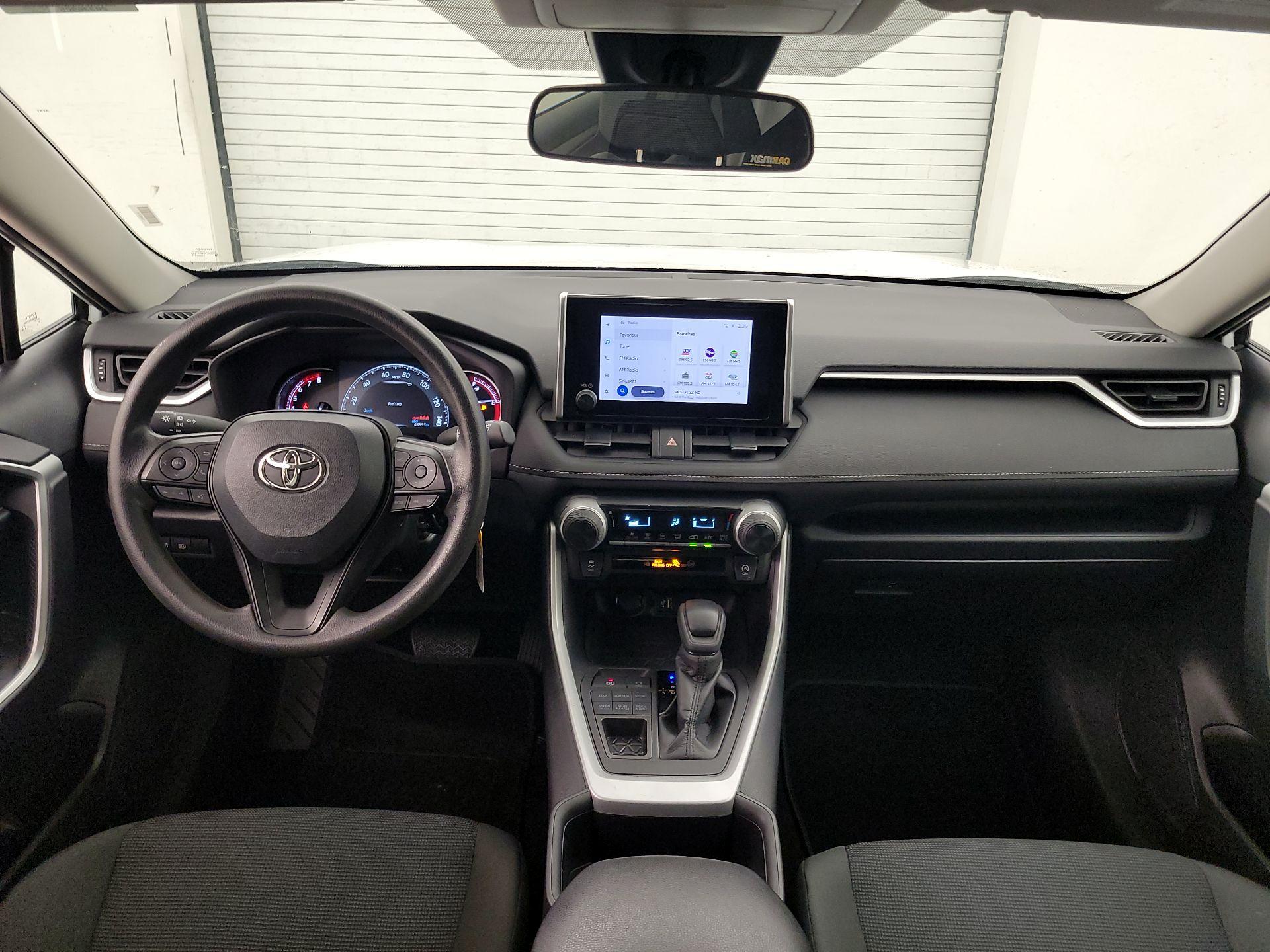 Thumbnail: 2024 Toyota RAV4 - 9